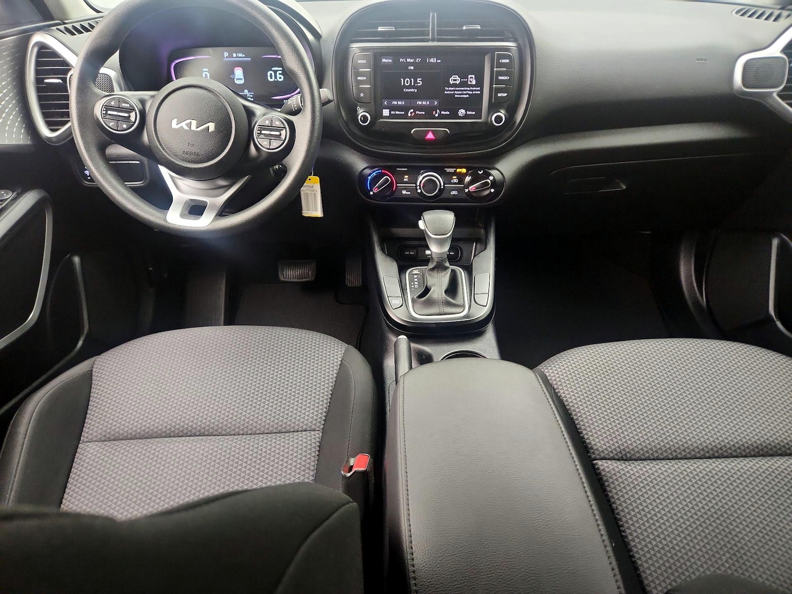 2023 Kia Soul LX - Photo 10
