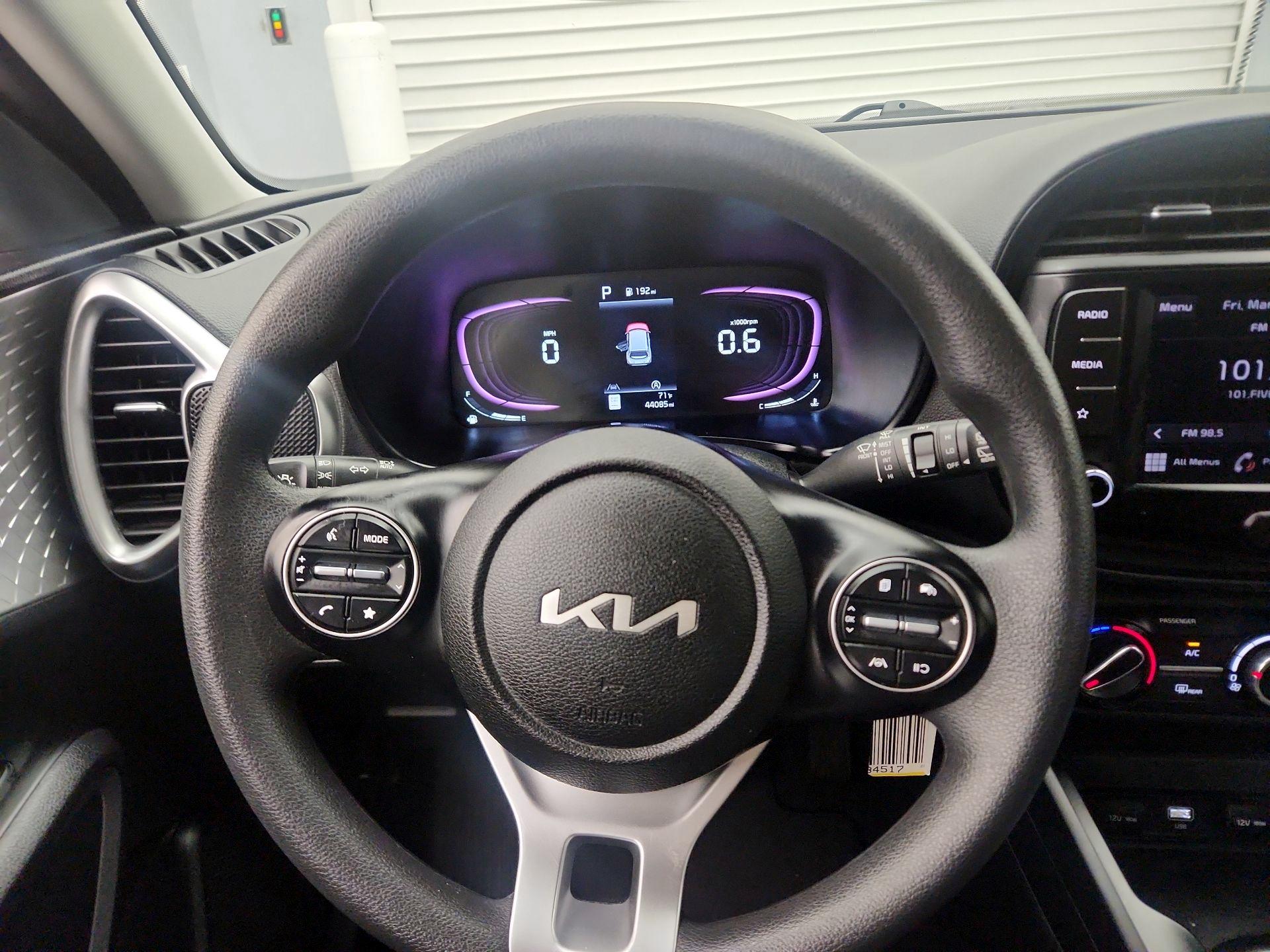 Thumbnail: 2023 Kia Soul - 10