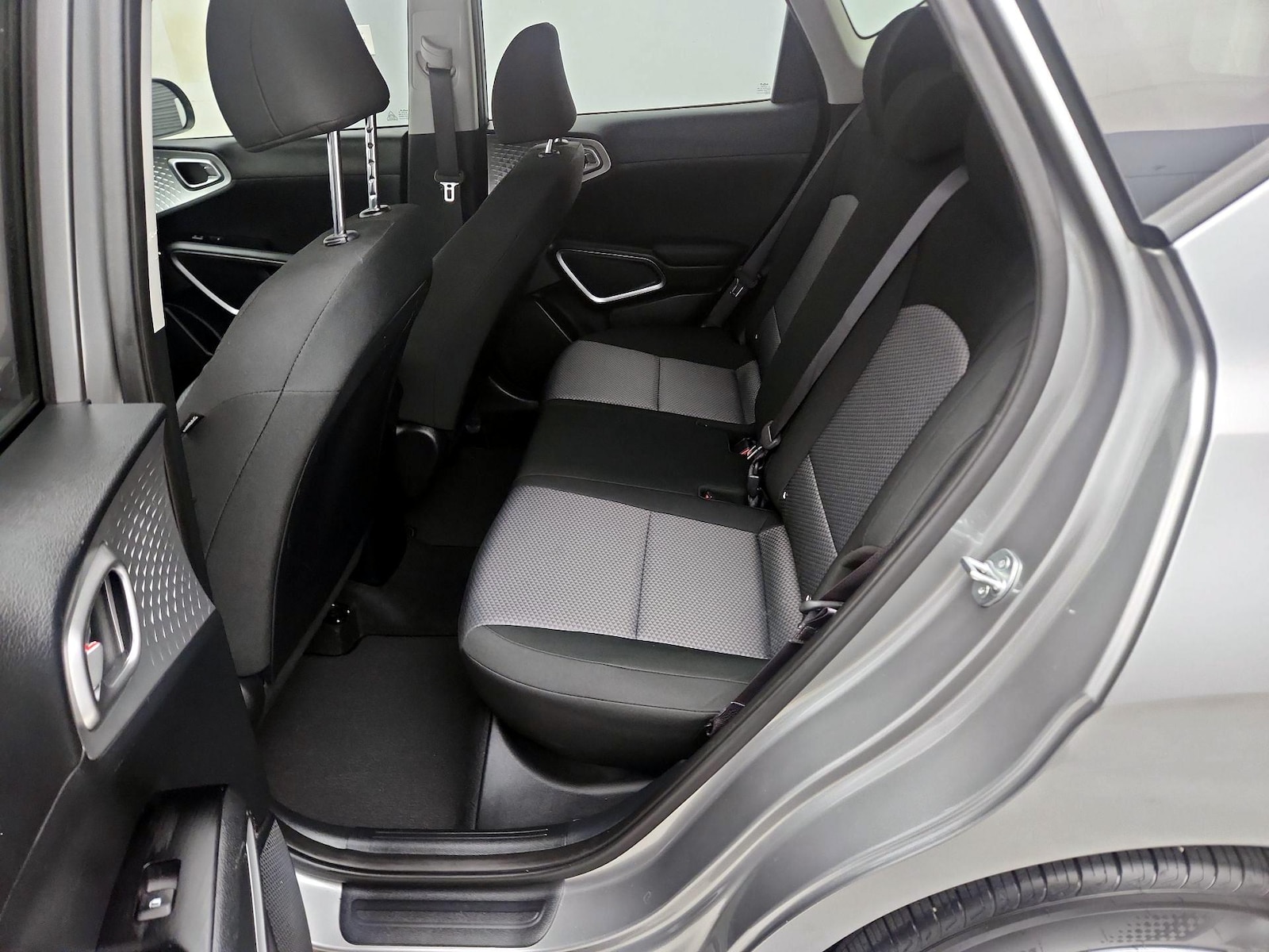 2023 Kia Soul LX - Photo 20