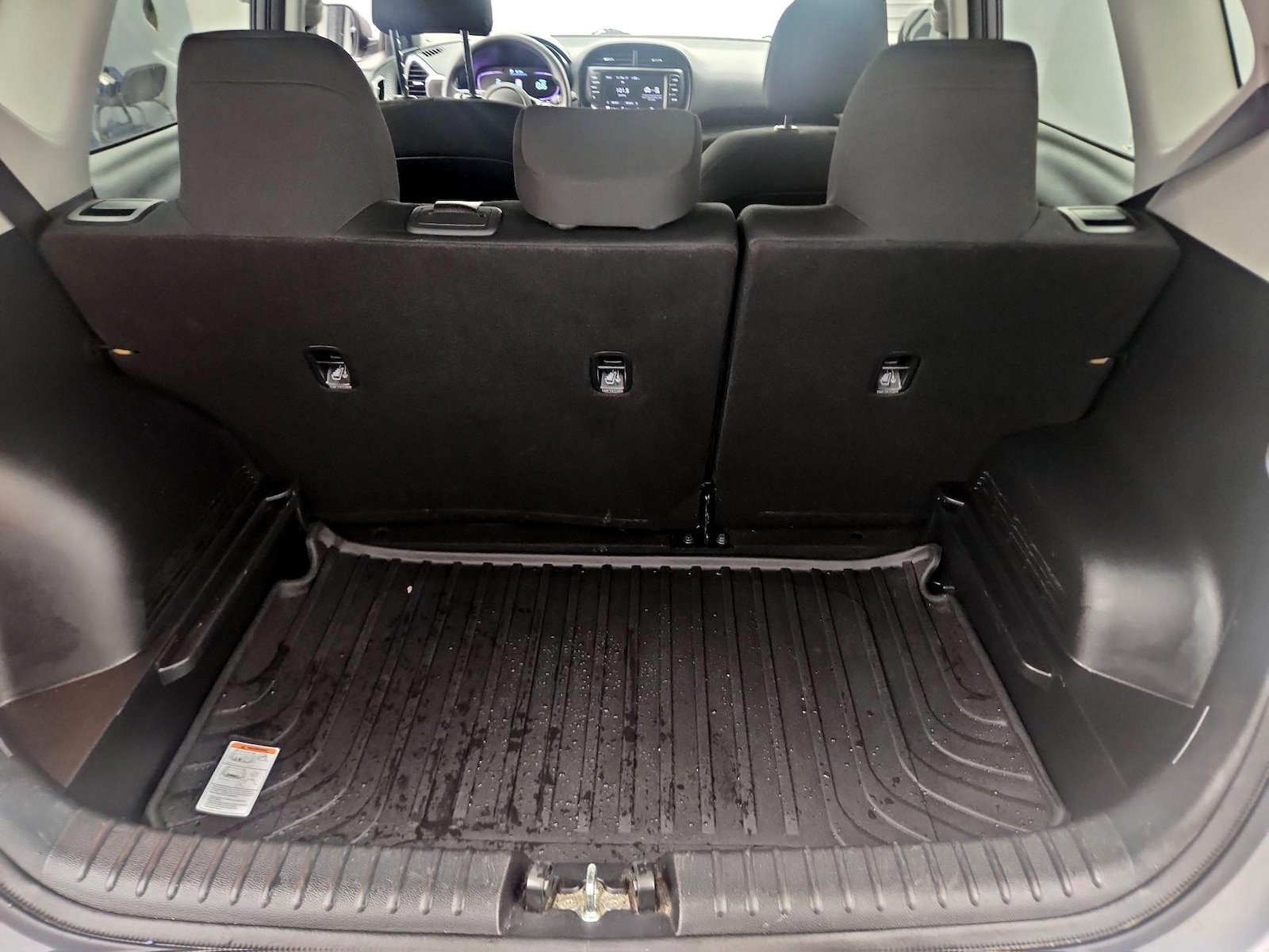 2023 Kia Soul LX - Photo 21
