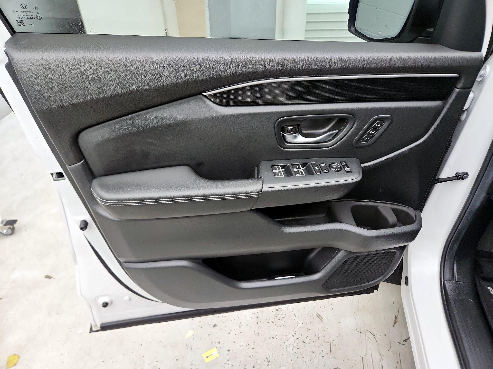 Thumbnail: 2025 Honda Pilot - 12