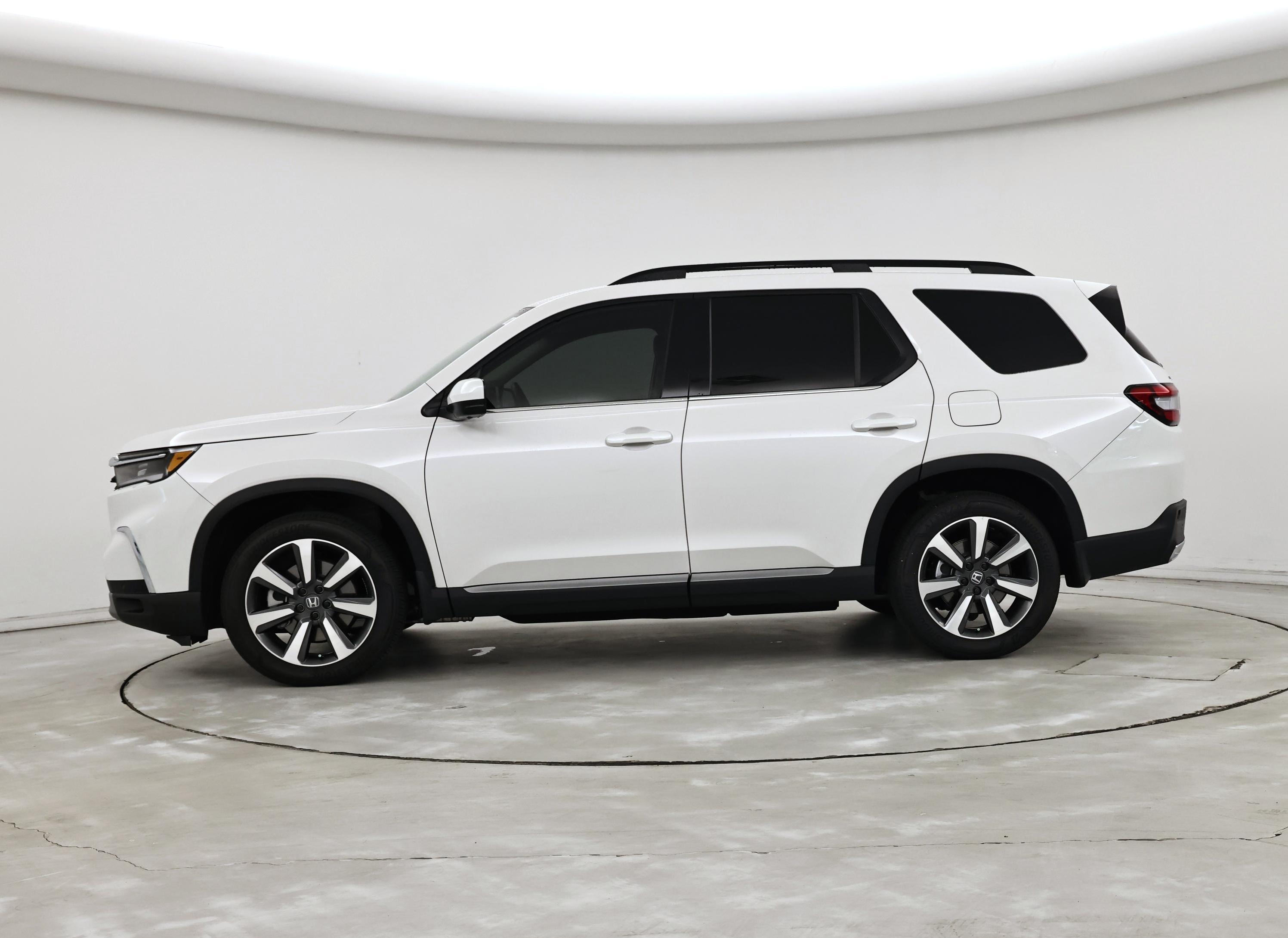 Thumbnail: 2025 Honda Pilot - 3