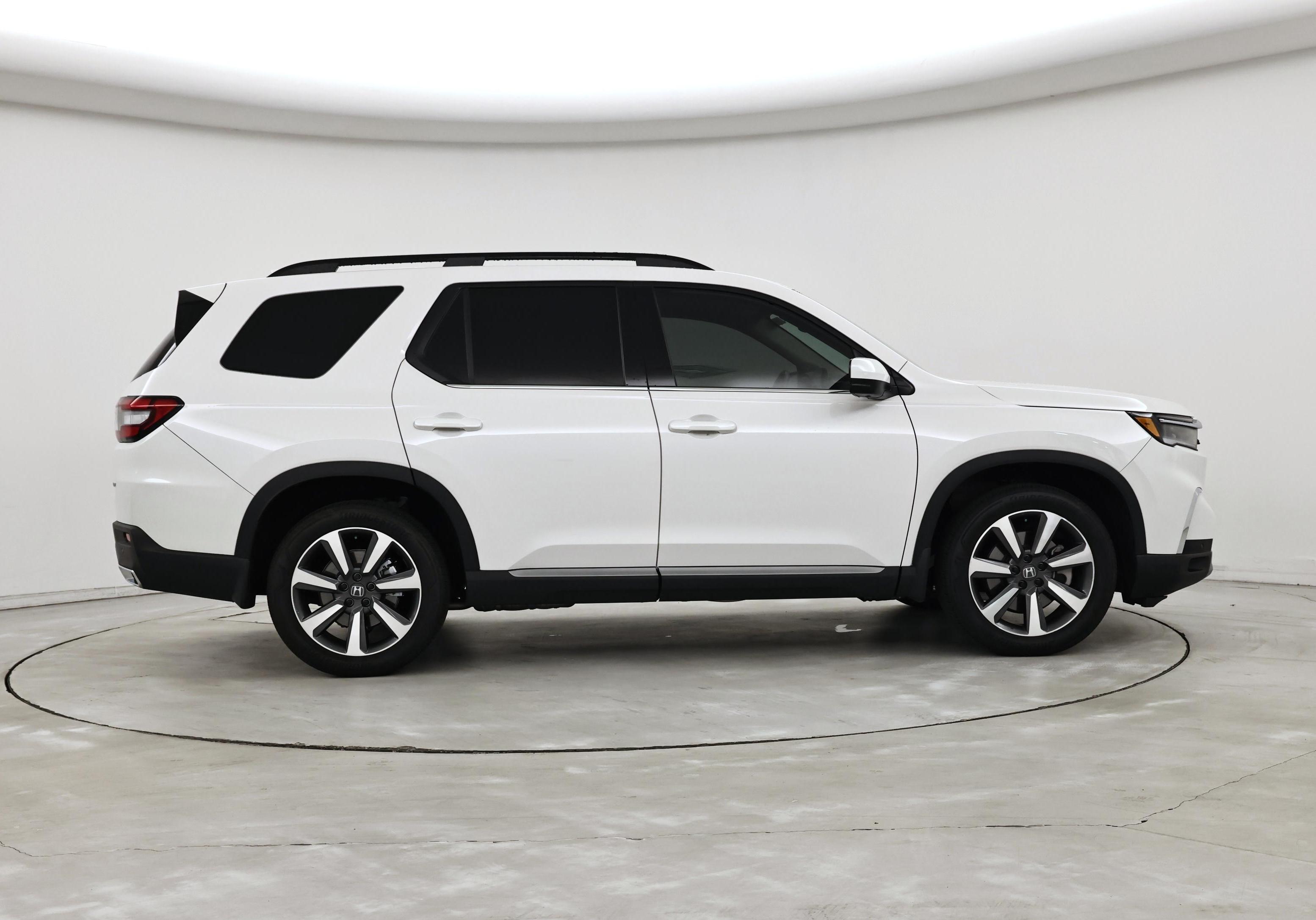 Thumbnail: 2025 Honda Pilot - 7