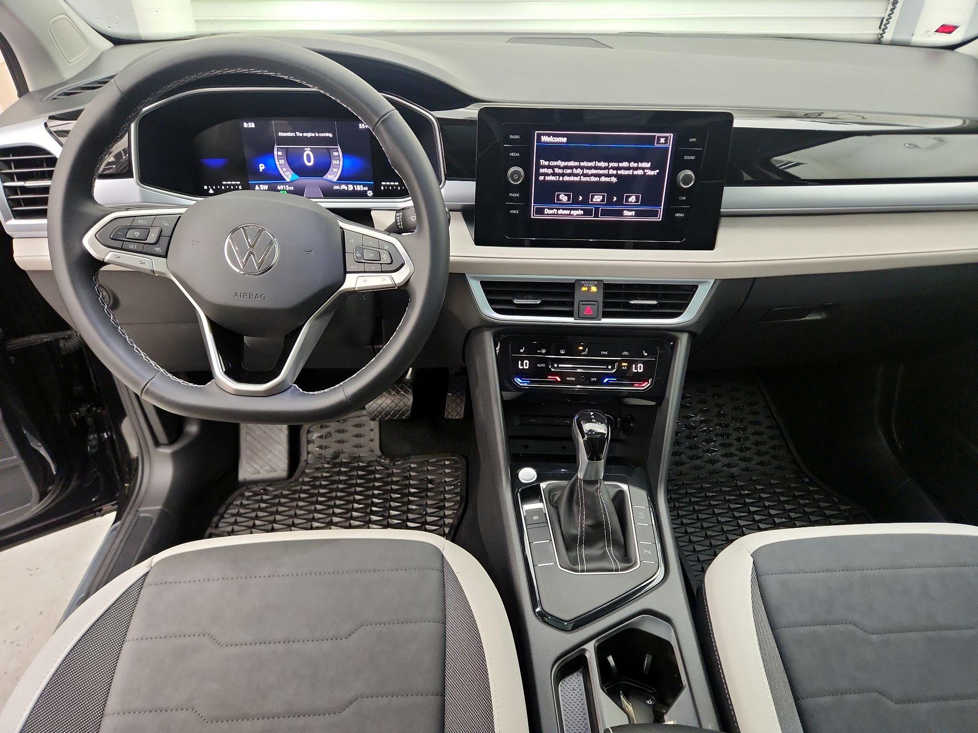 Thumbnail: 2025 Volkswagen Taos - 9