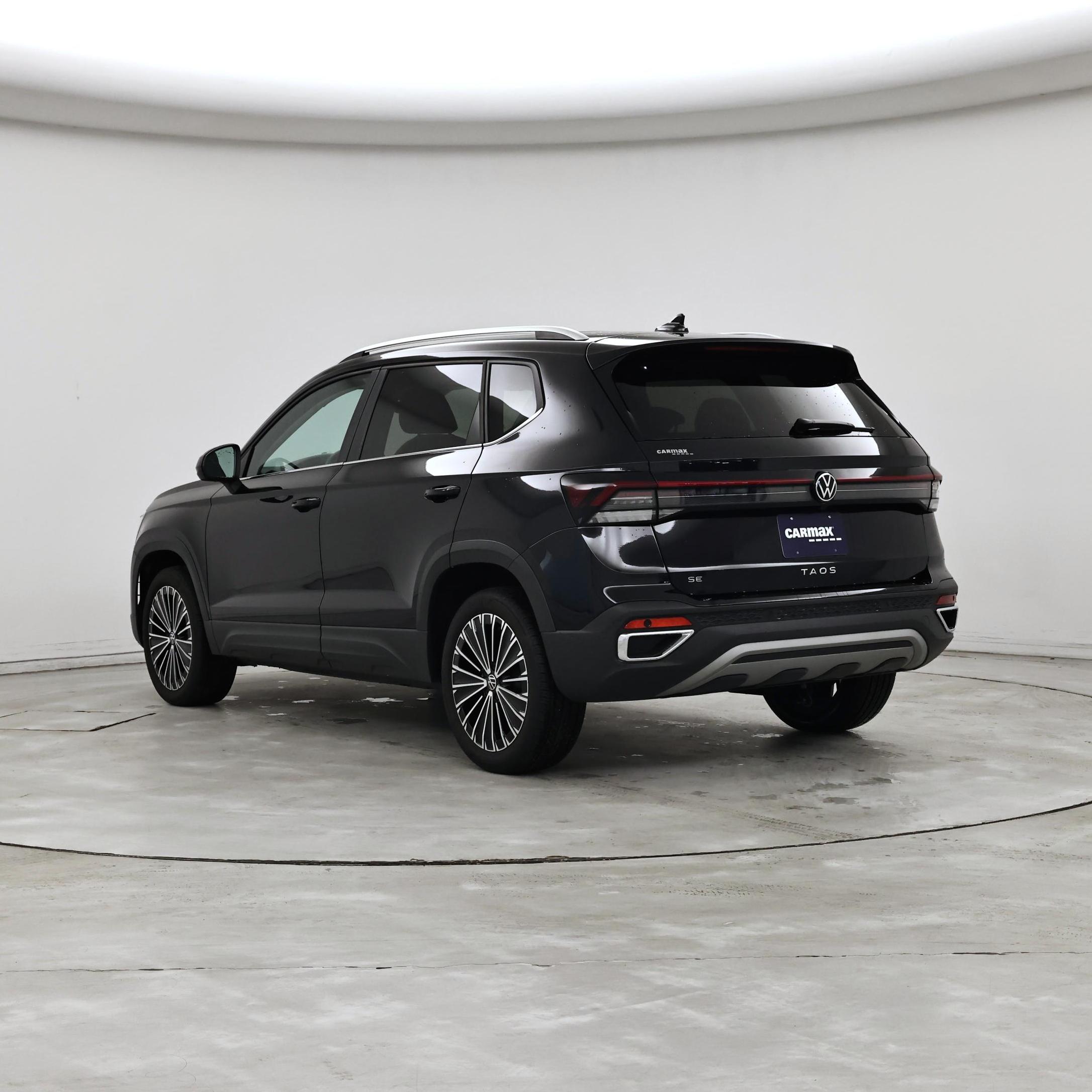 Thumbnail: 2025 Volkswagen Taos - 2