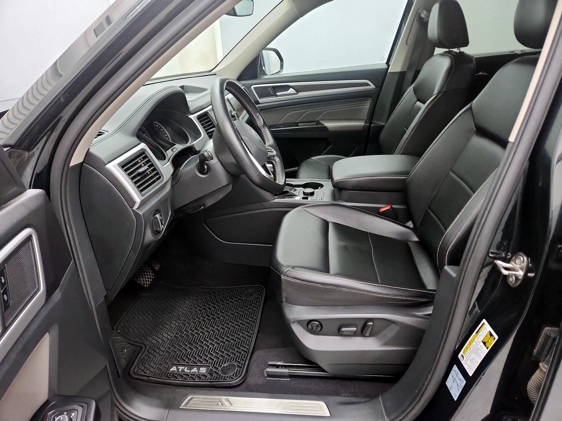 Thumbnail: 2021 Volkswagen Atlas - 11
