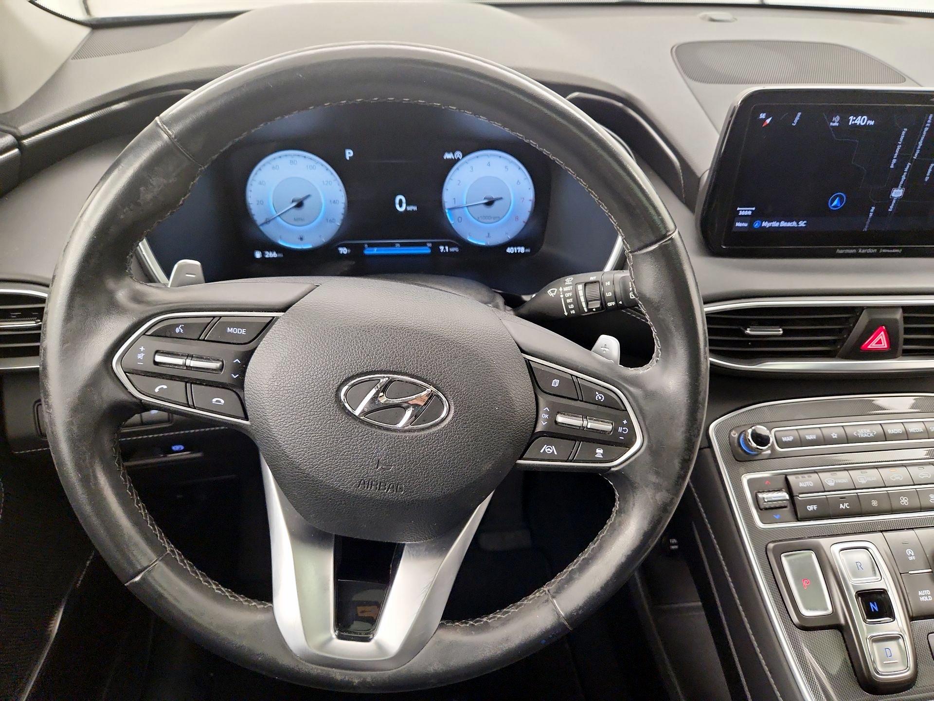 Thumbnail: 2022 Hyundai Santa Fe - 10