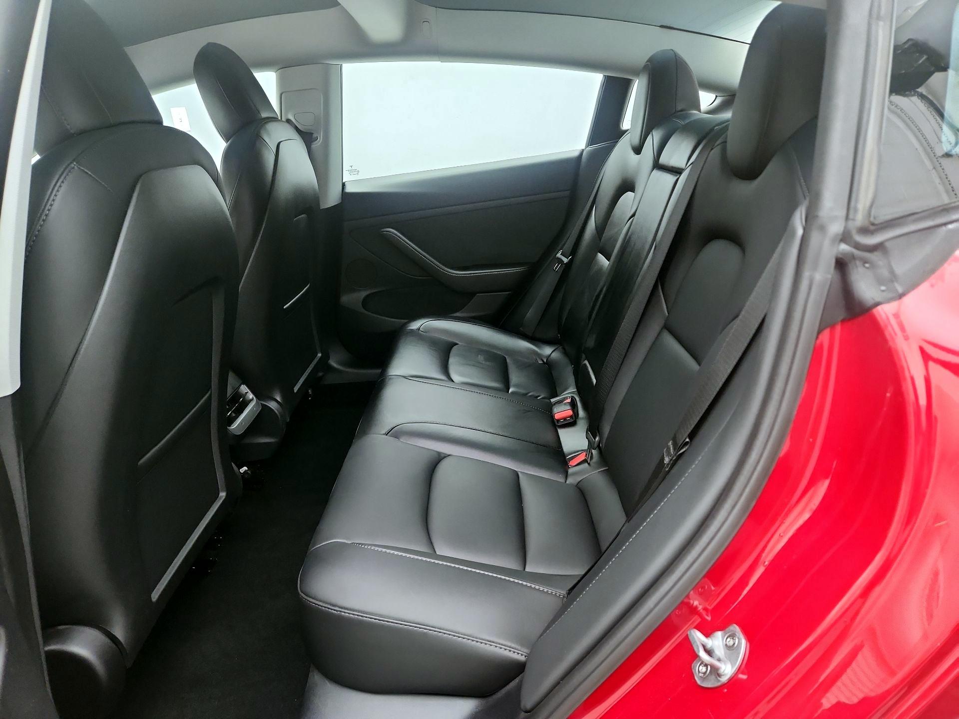 Thumbnail: 2022 Tesla Model 3 - 19