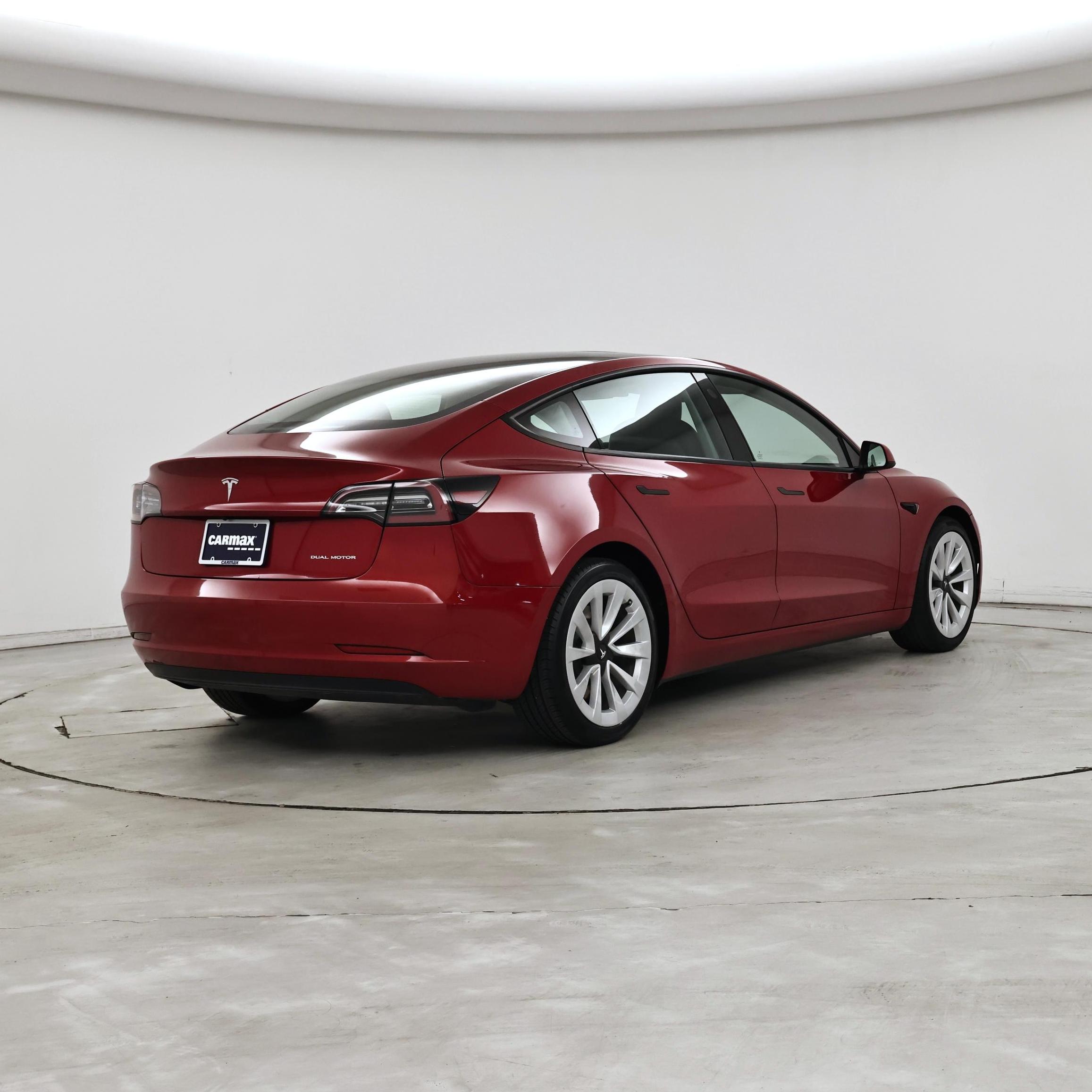 Thumbnail: 2022 Tesla Model 3 - 8