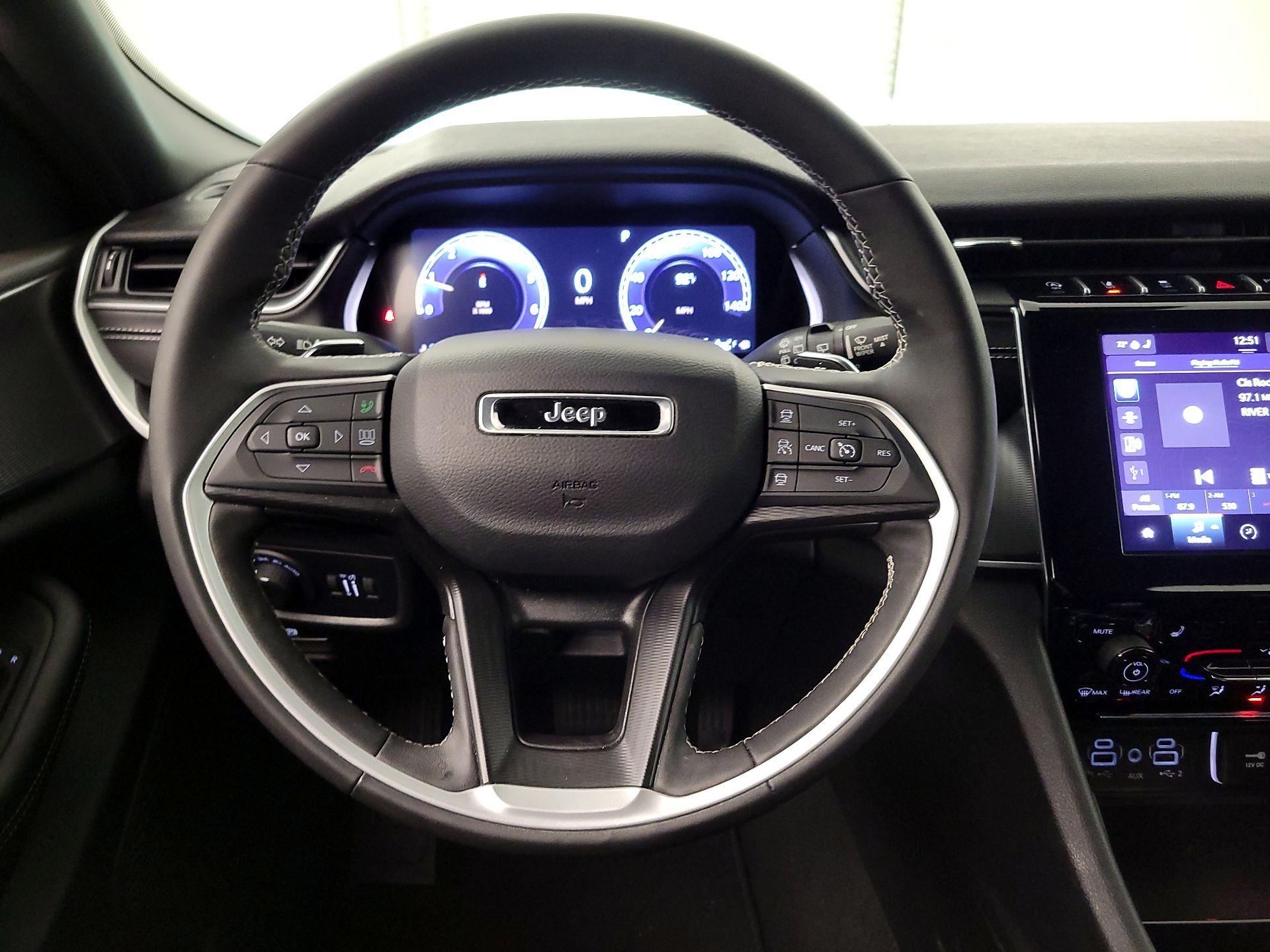 Thumbnail: 2024 Jeep Grand Cherokee - 10