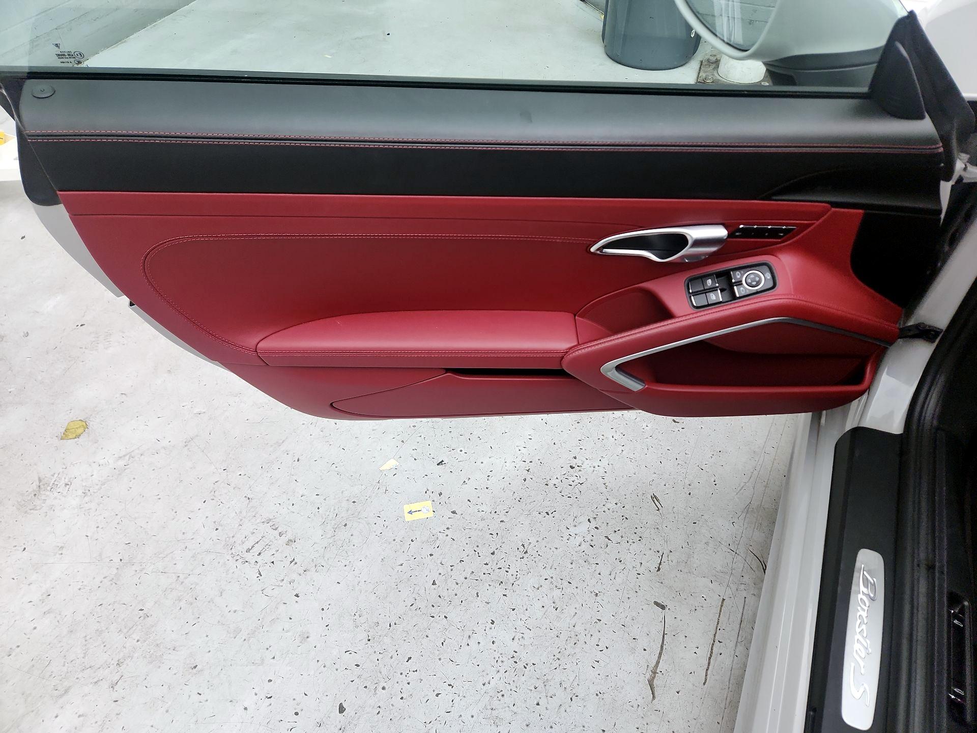 Thumbnail: 2024 Porsche 718 Boxster - 12