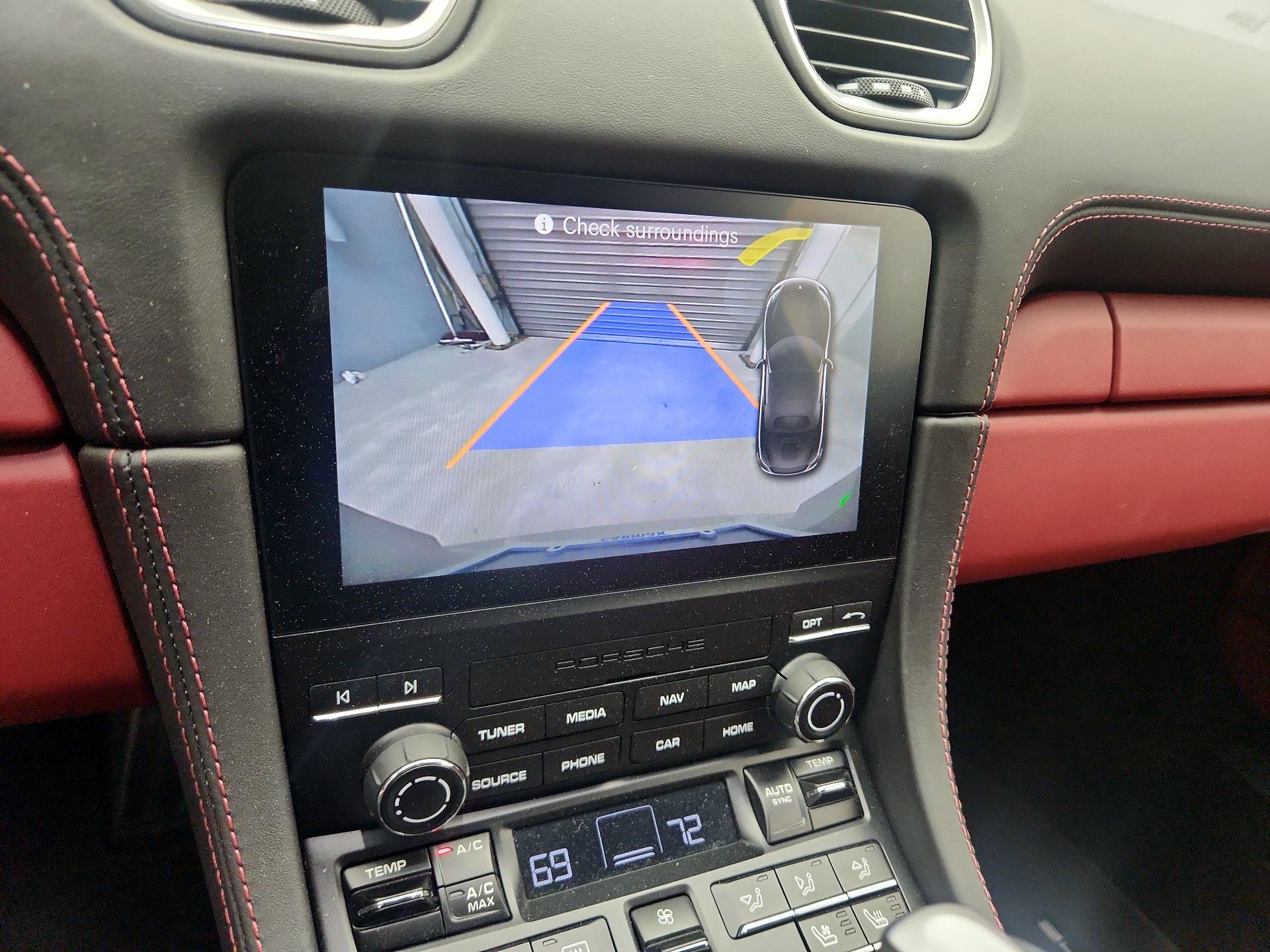 Thumbnail: 2024 Porsche 718 Boxster - 14