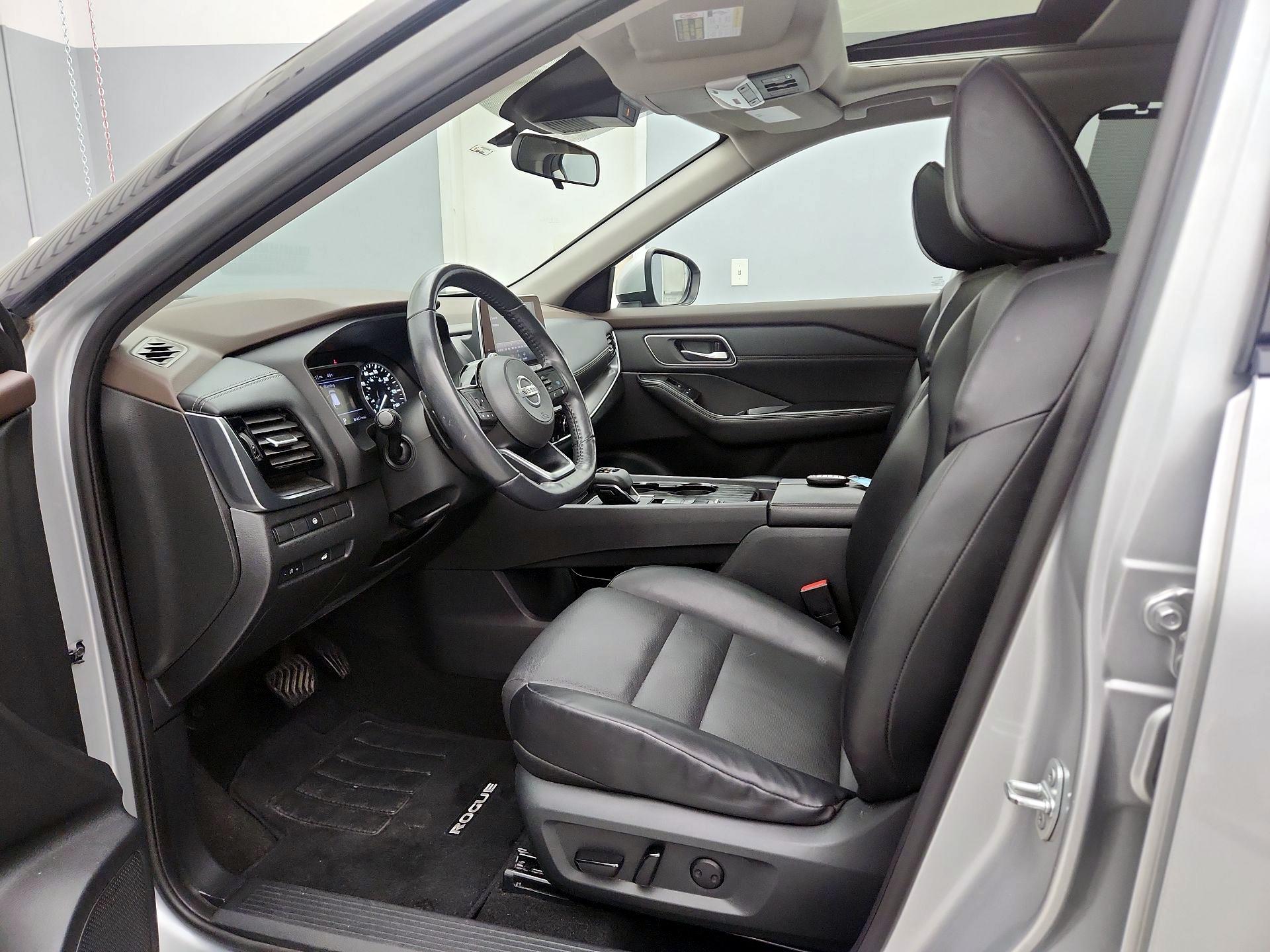 Thumbnail: 2021 Nissan Rogue - 11