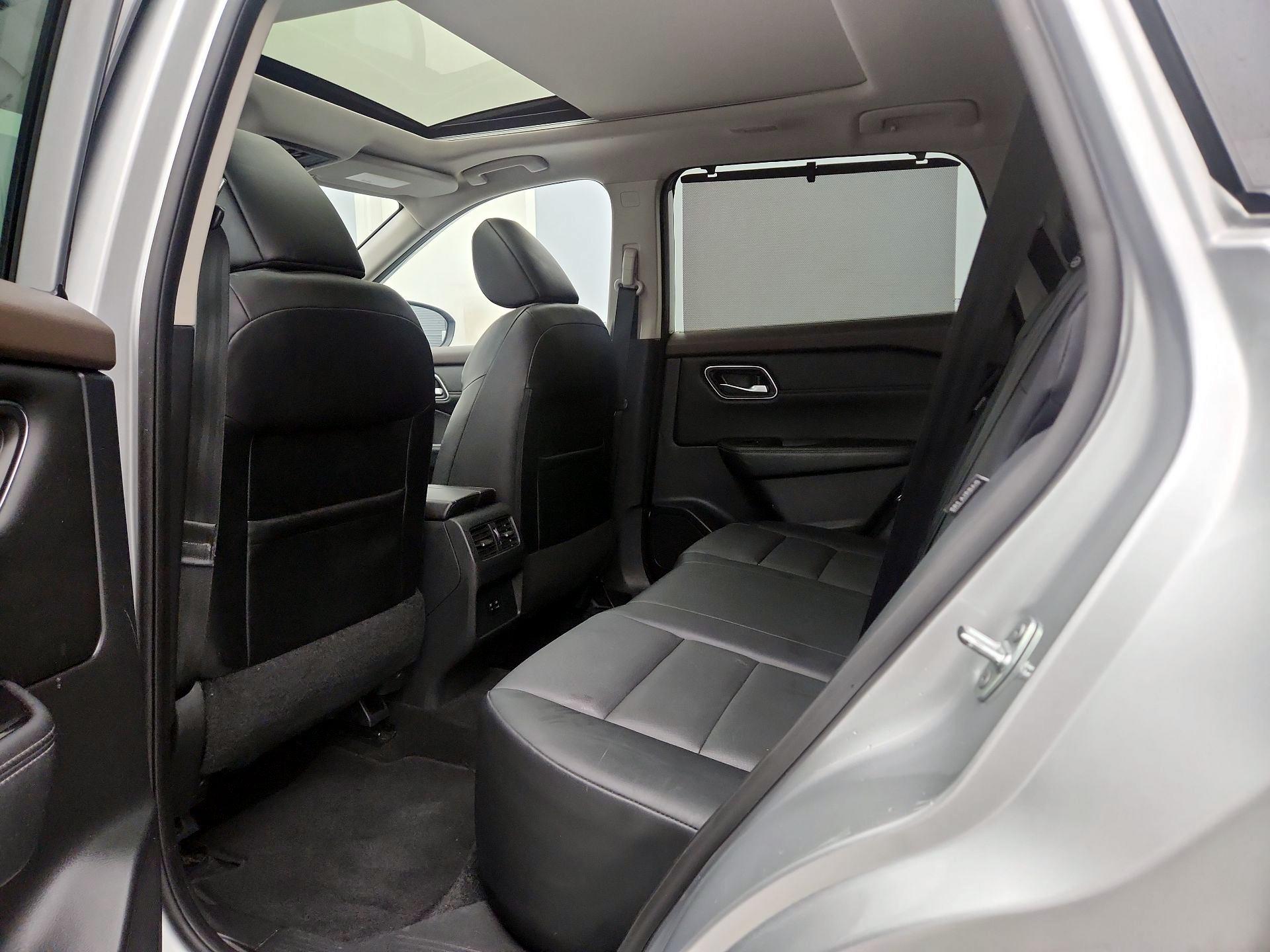 Thumbnail: 2021 Nissan Rogue - 20