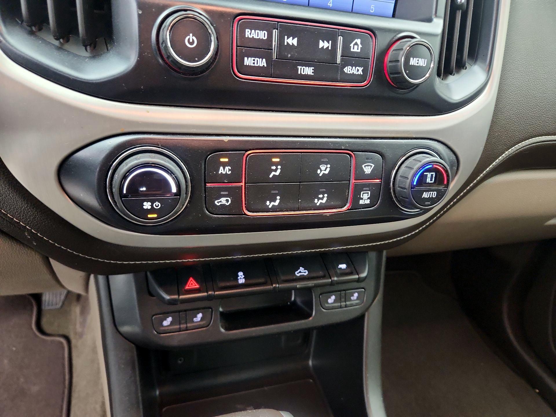 Thumbnail: 2016 GMC Canyon - 16
