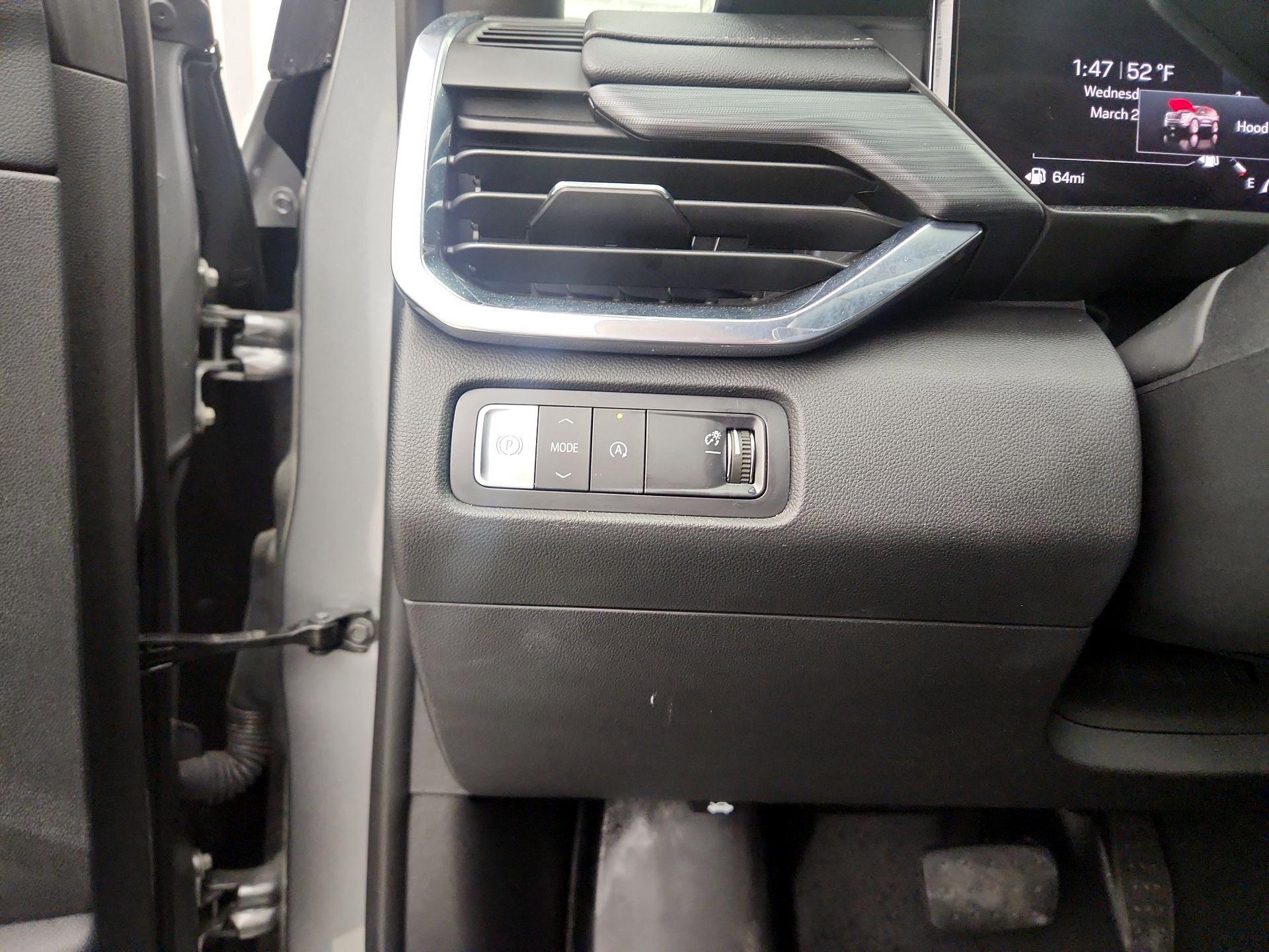 Thumbnail: 2025 GMC Acadia - 13