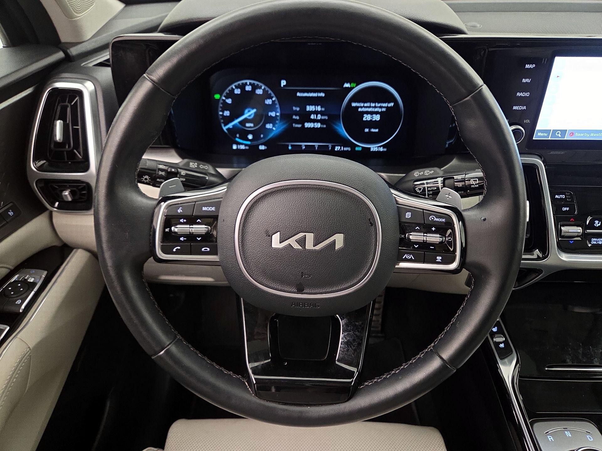Thumbnail: 2023 Kia Sorento - 10