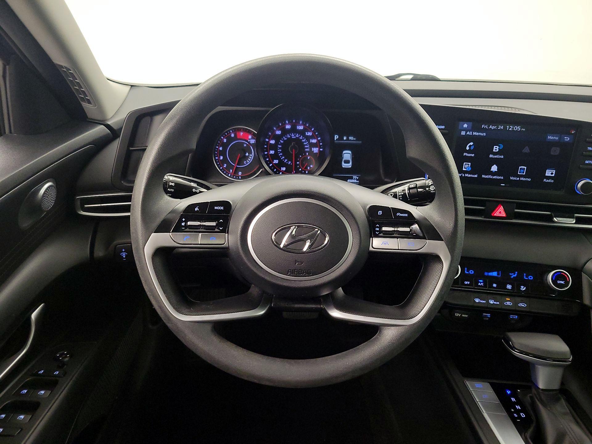 Thumbnail: 2023 Hyundai Elantra - 10