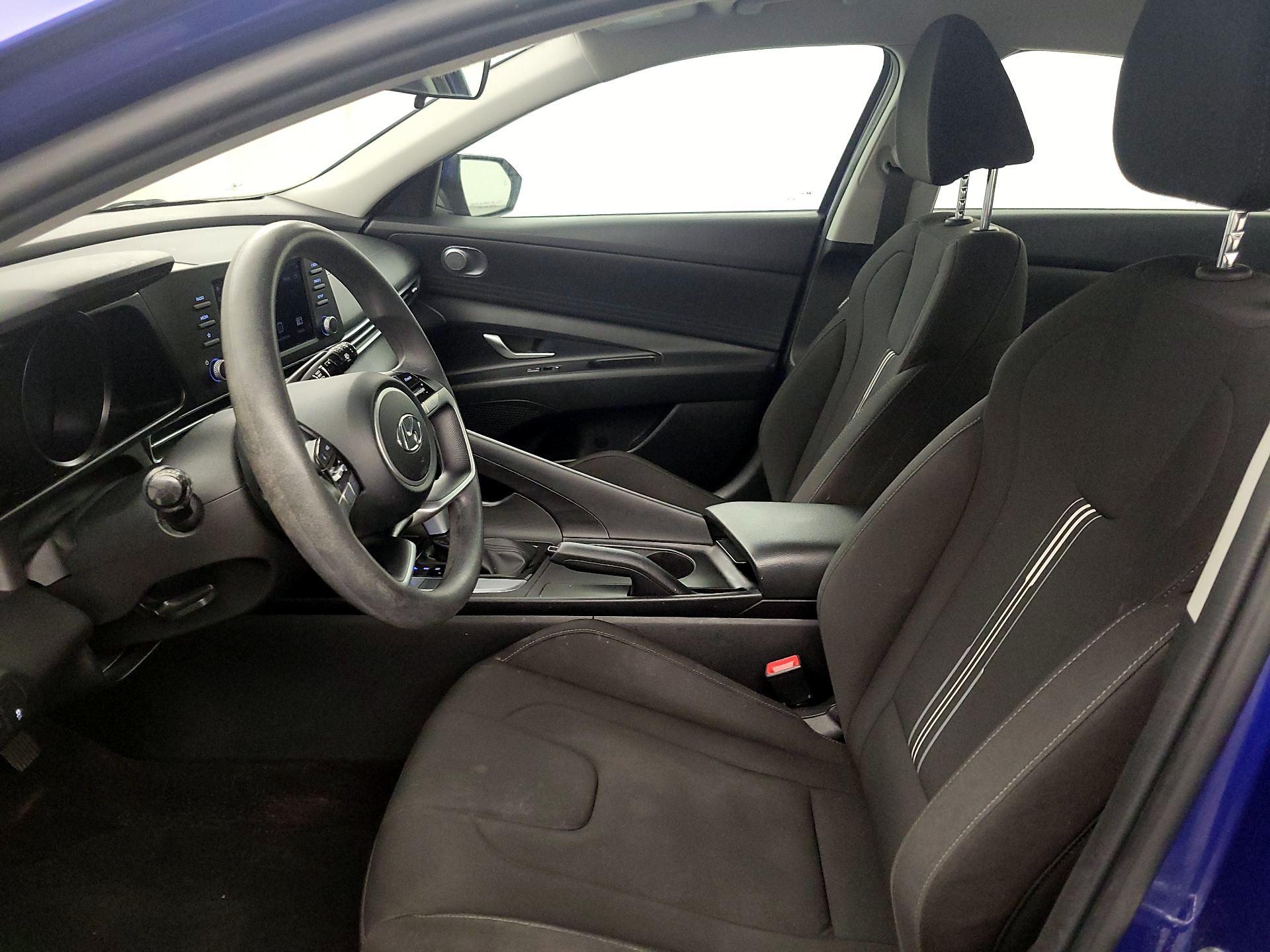 Thumbnail: 2023 Hyundai Elantra - 11