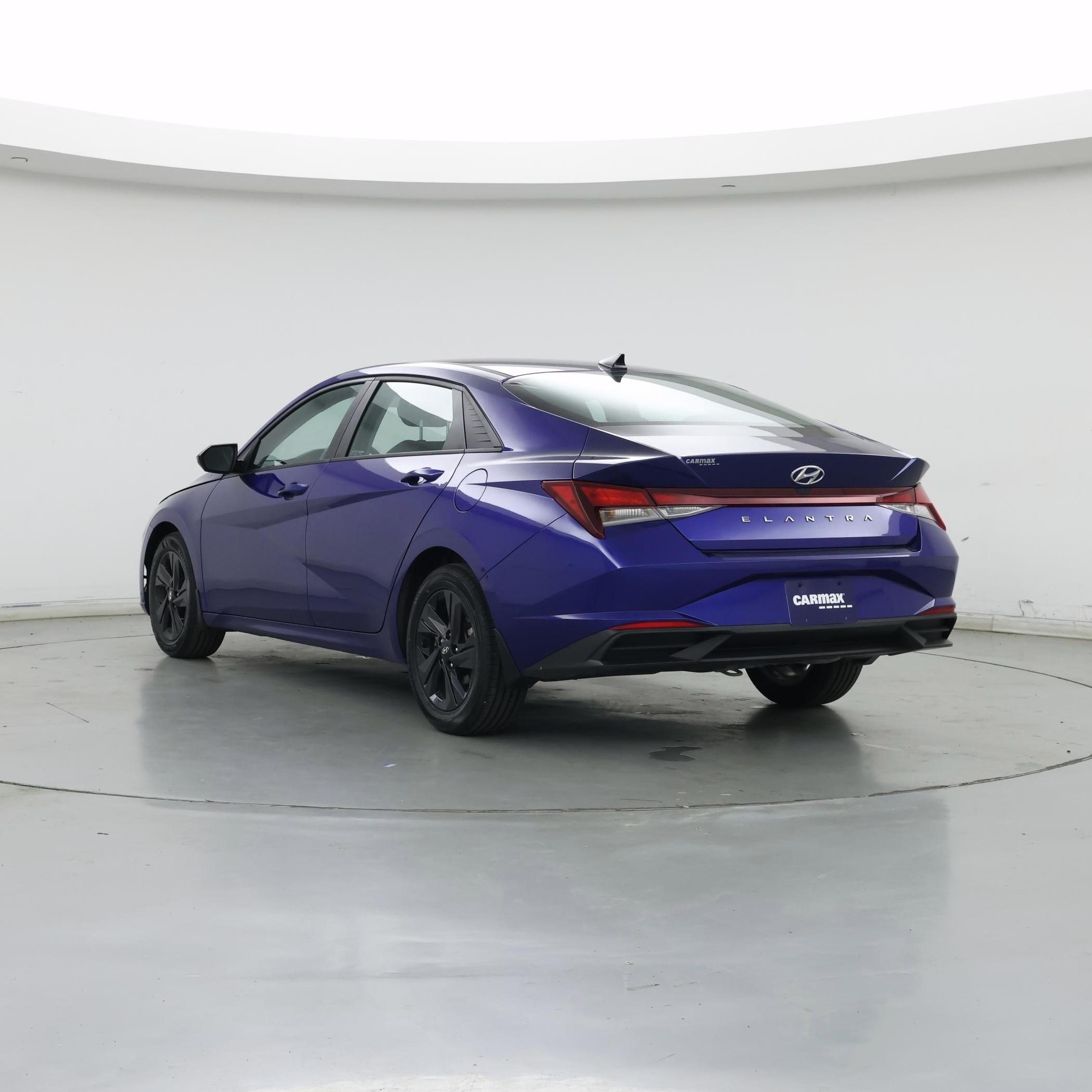 Thumbnail: 2023 Hyundai Elantra - 2
