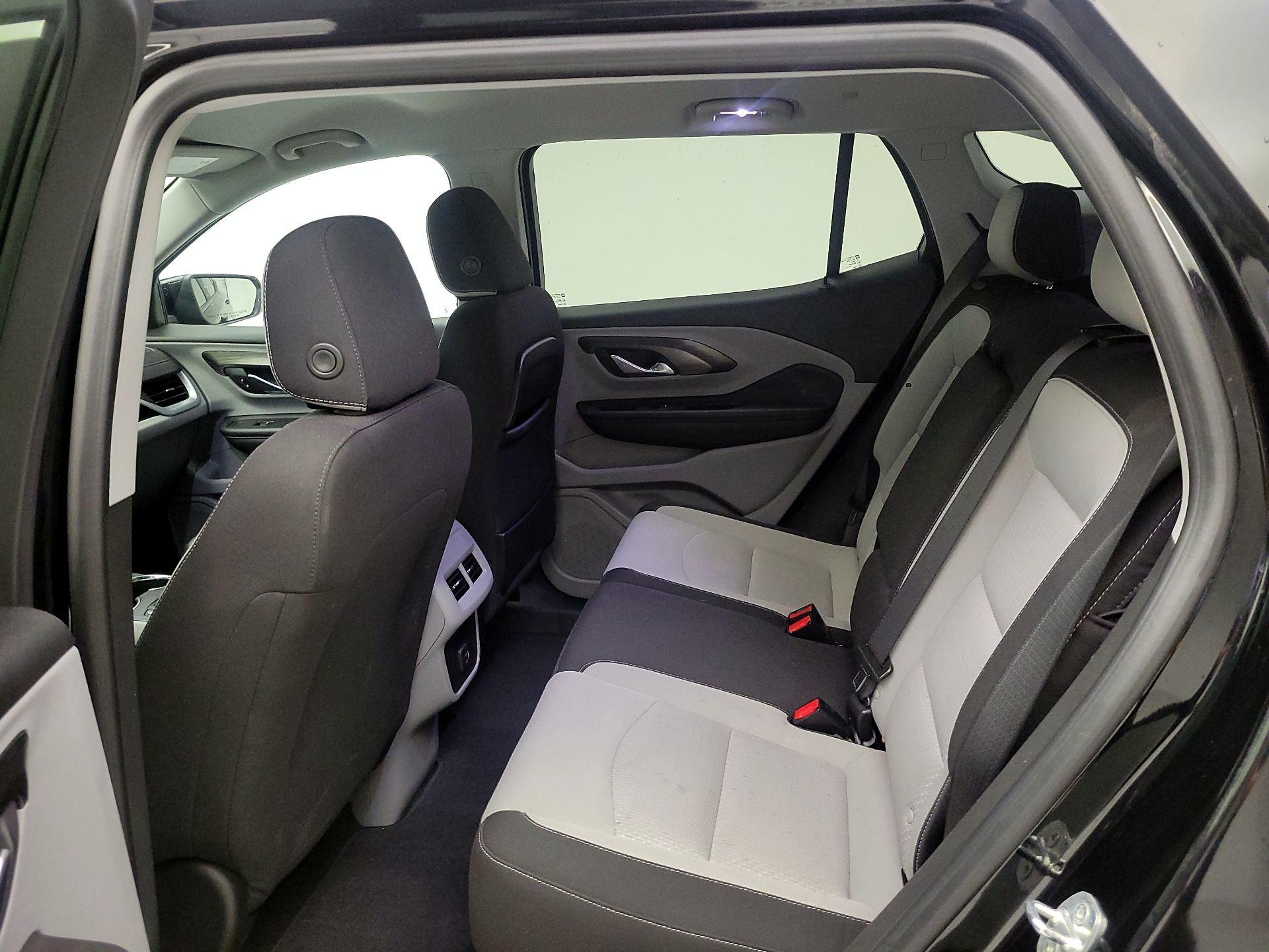Thumbnail: 2022 GMC Terrain - 17