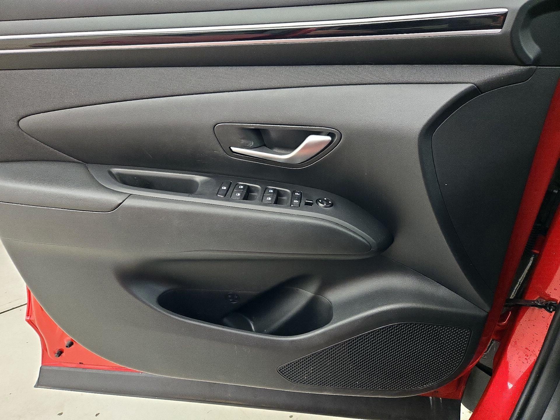 Thumbnail: 2023 Hyundai Tucson - 12