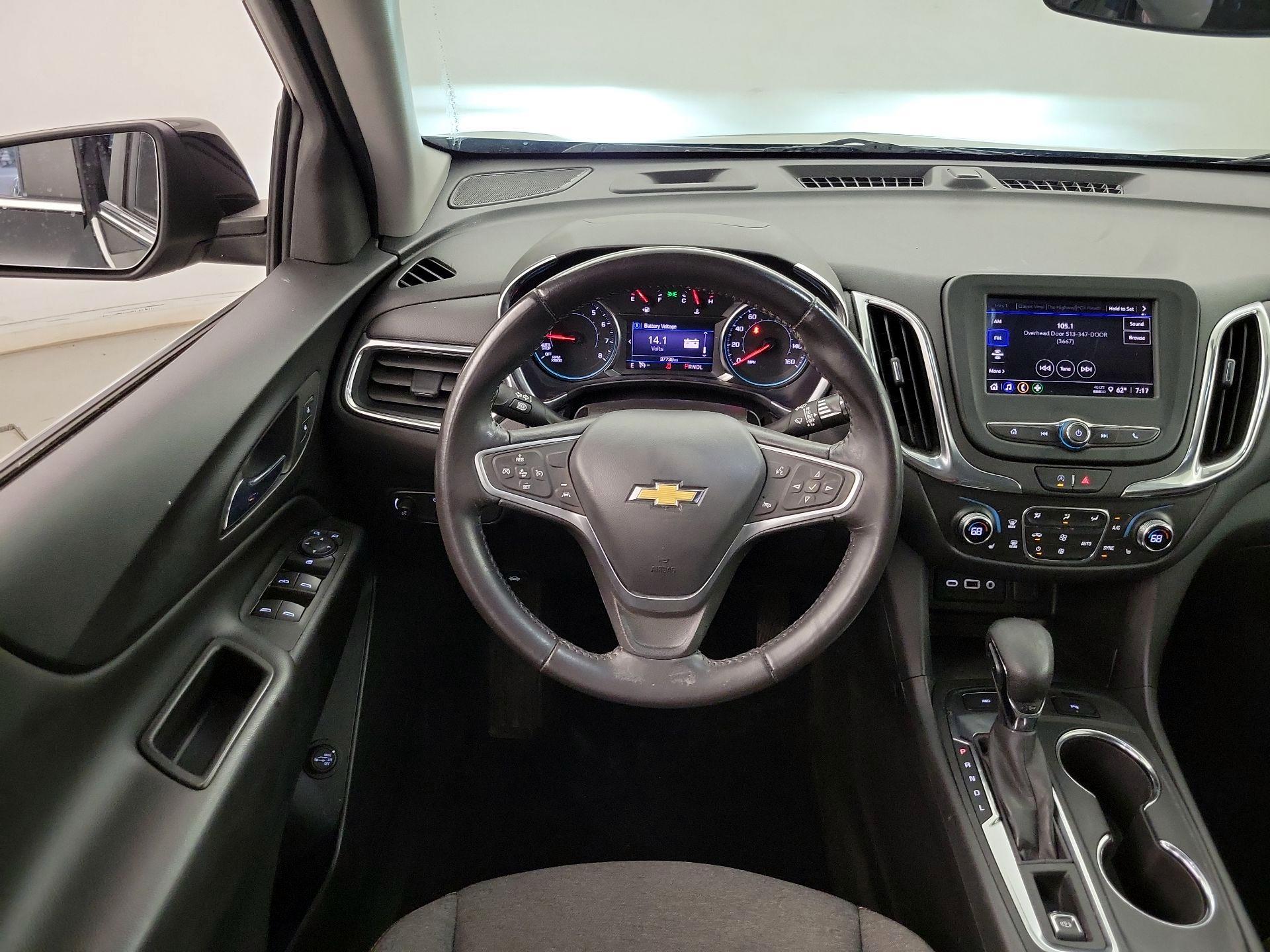 Thumbnail: 2022 Chevrolet Equinox - 10