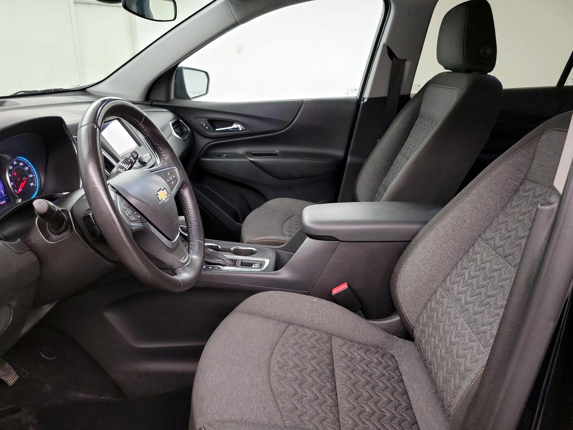 Thumbnail: 2022 Chevrolet Equinox - 11