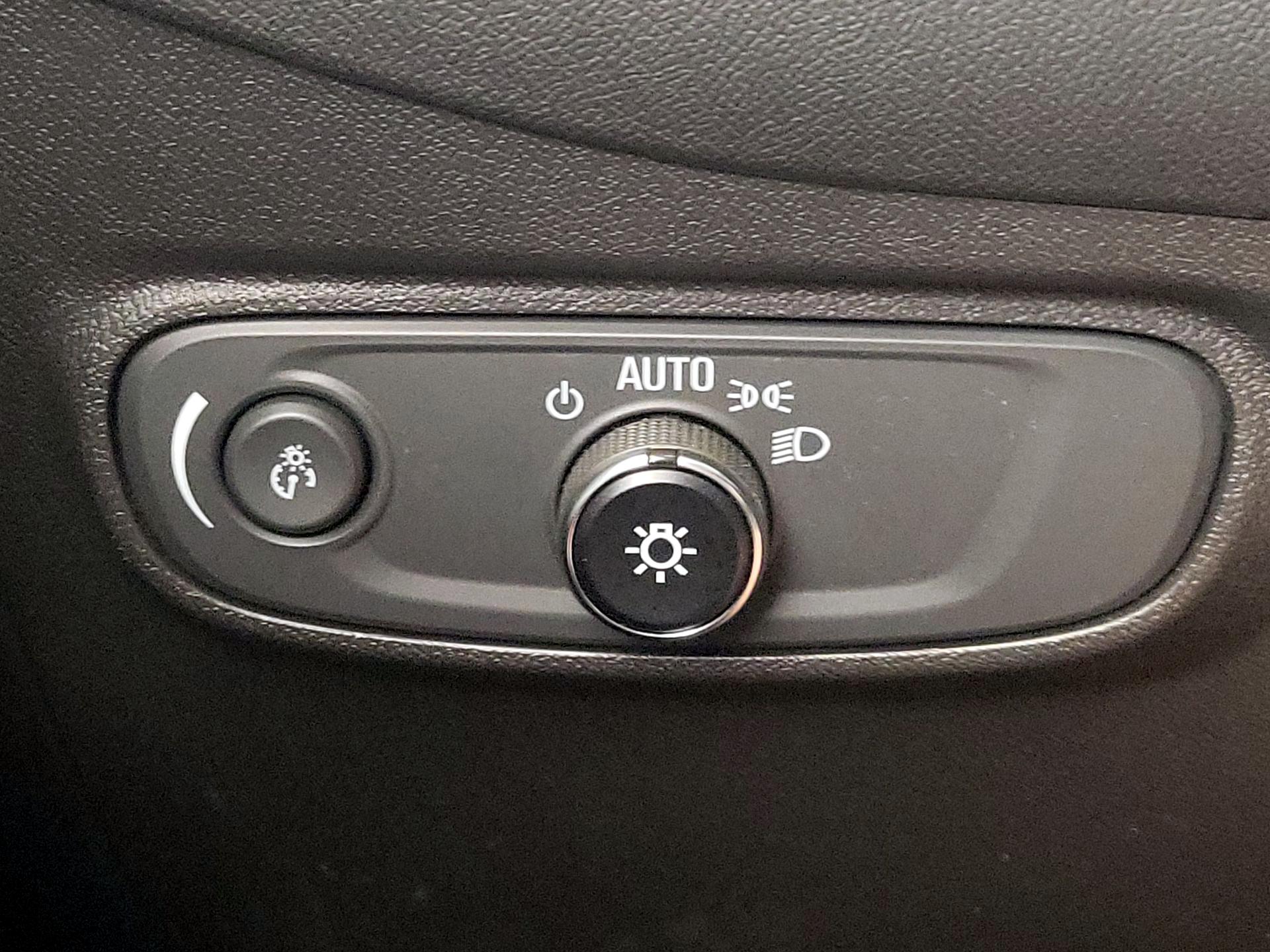 Thumbnail: 2023 Chevrolet Equinox - 13