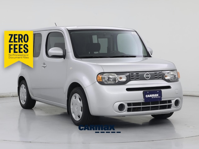 Silver 2014 Nissan Cube 1.8 S Wagon Front-Wheel Drive Automatic