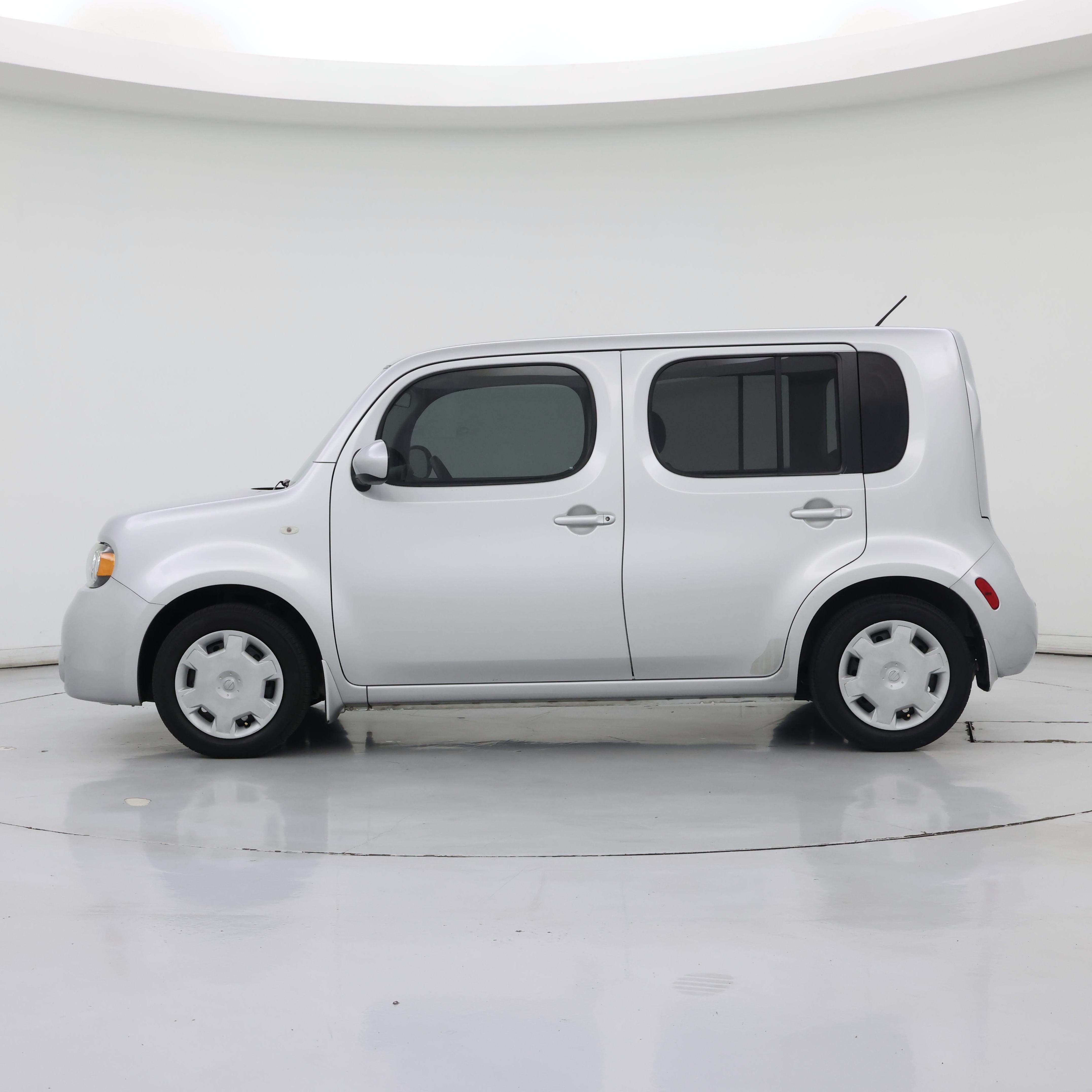 Thumbnail: 2014 Nissan Cube - 3