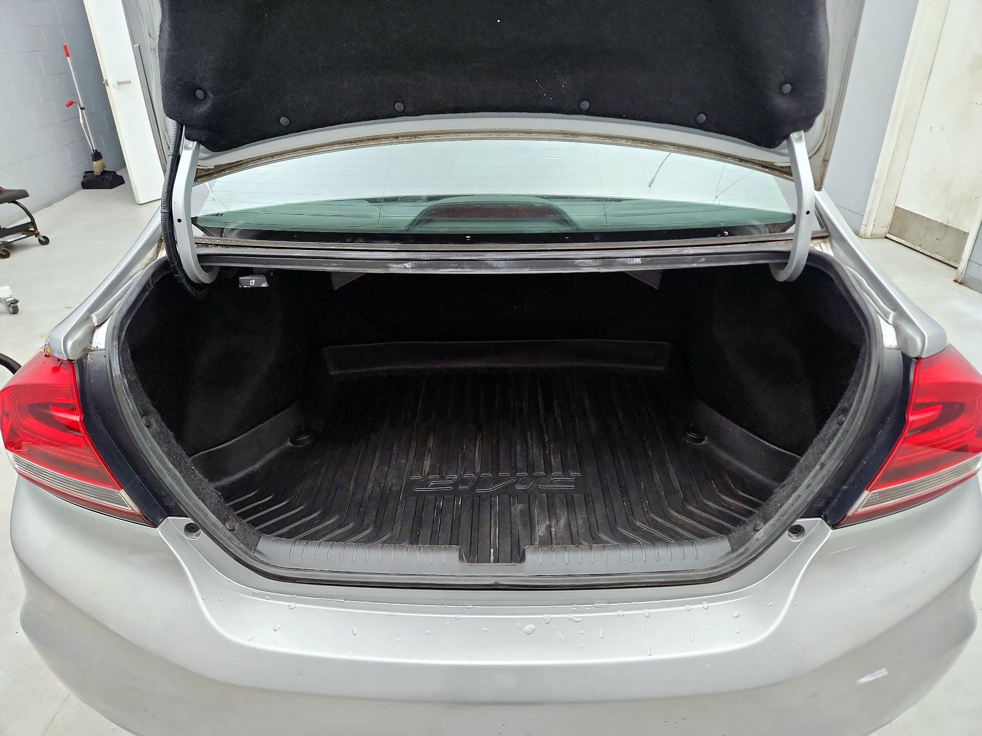 Thumbnail: 2015 Honda Civic - 19