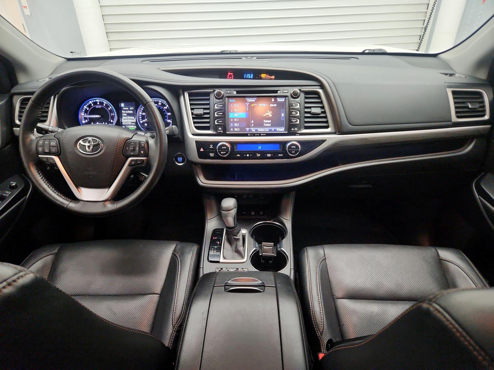 Thumbnail: 2017 Toyota Highlander - 9