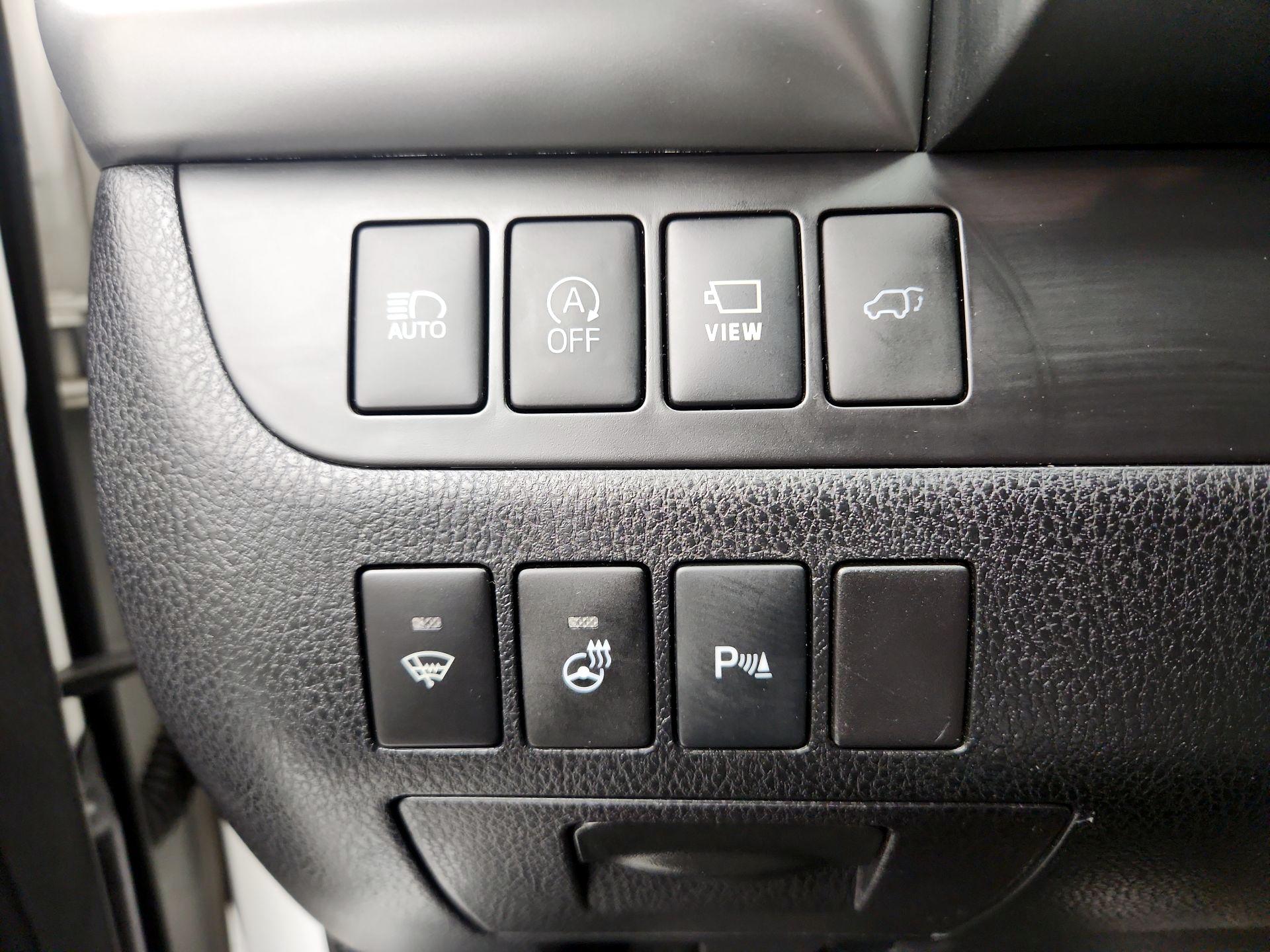 Thumbnail: 2017 Toyota Highlander - 13