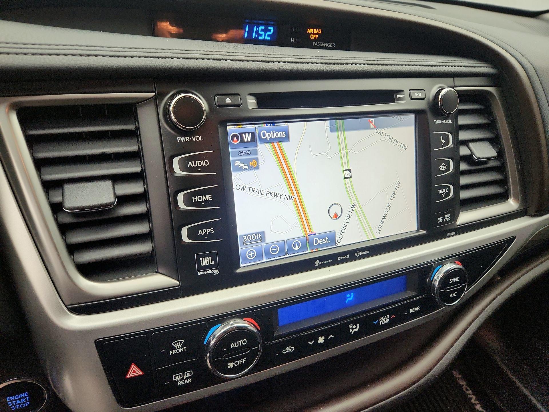 Thumbnail: 2017 Toyota Highlander - 14