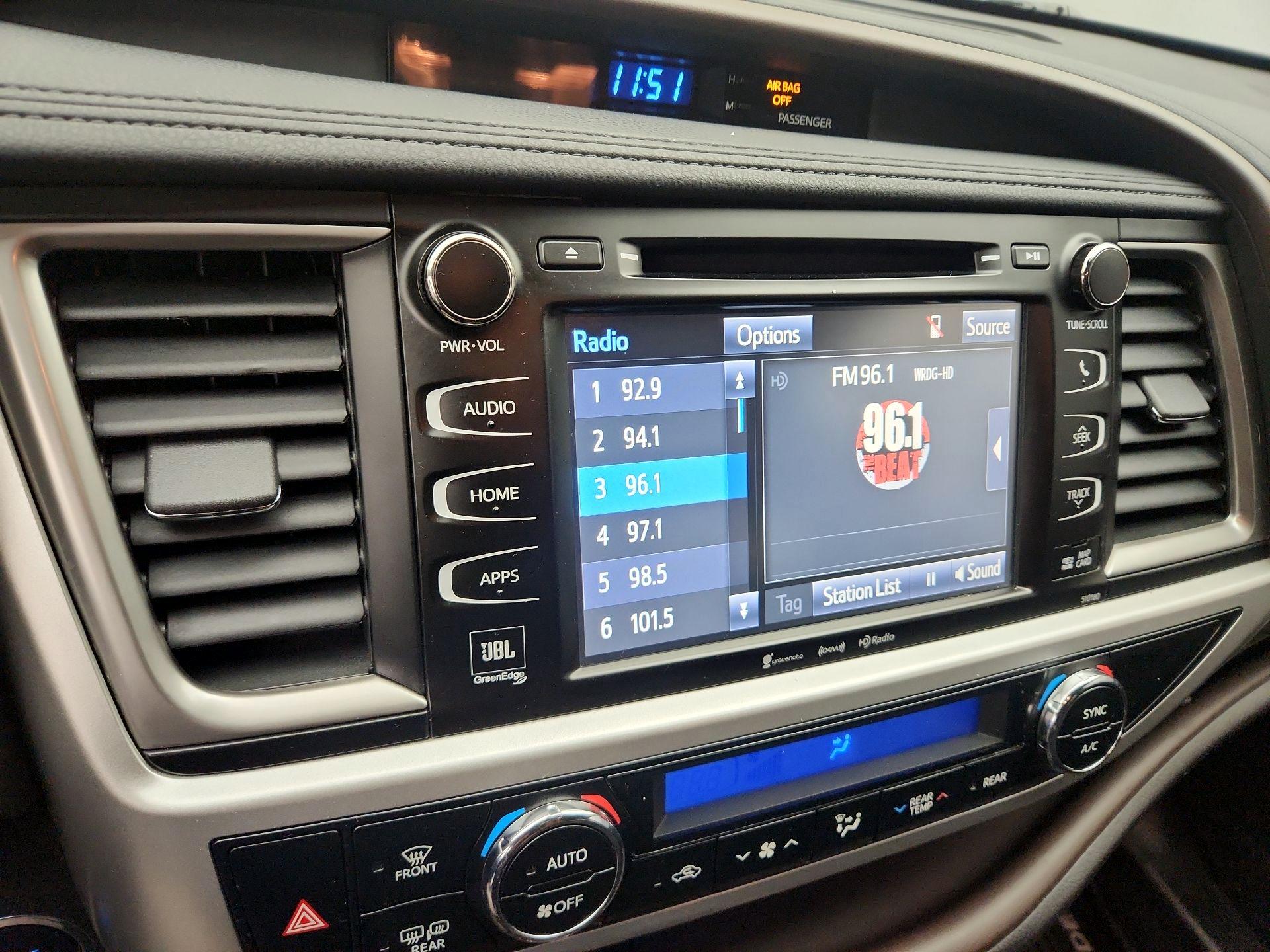 Thumbnail: 2017 Toyota Highlander - 16