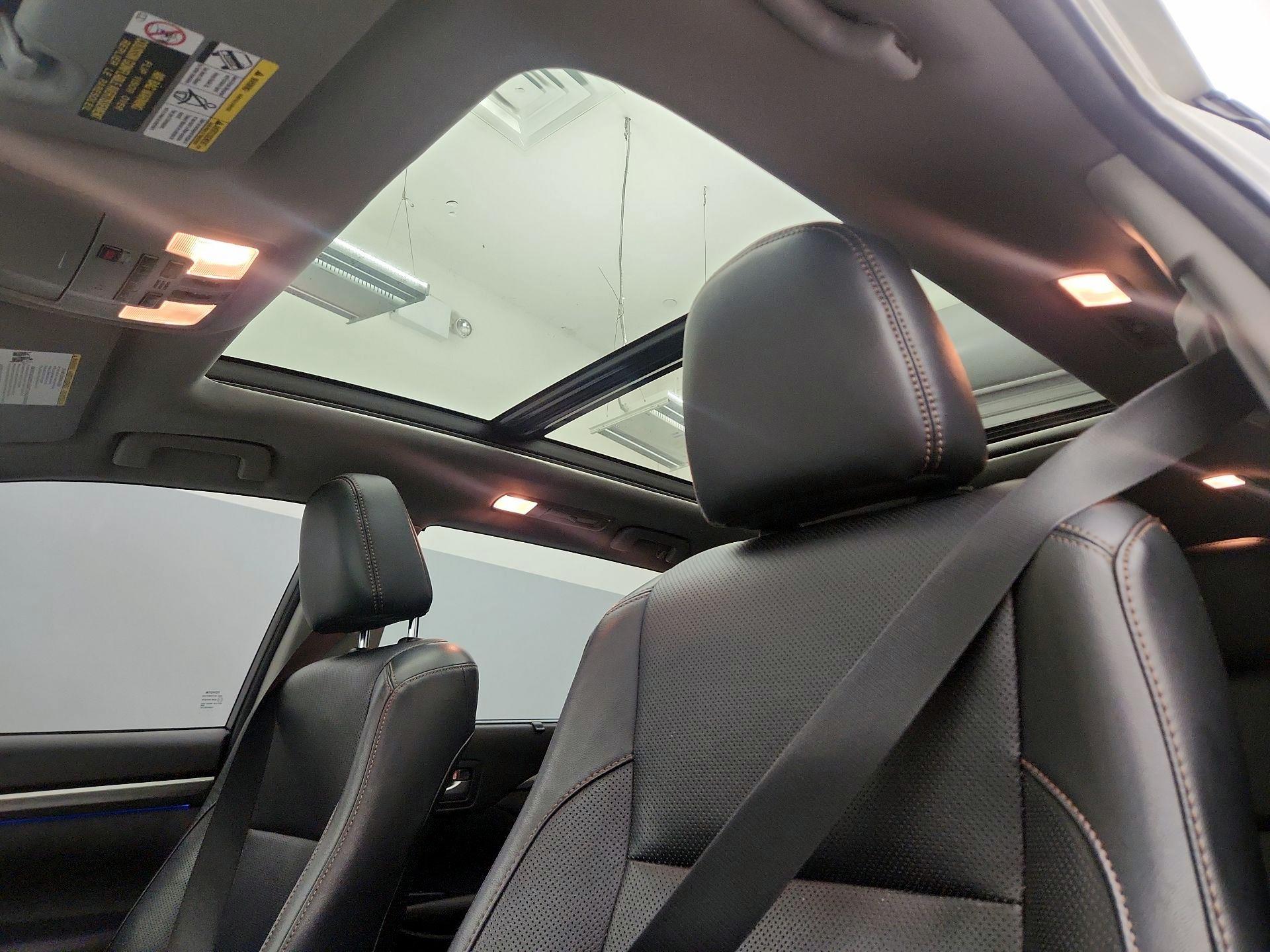 Thumbnail: 2017 Toyota Highlander - 20