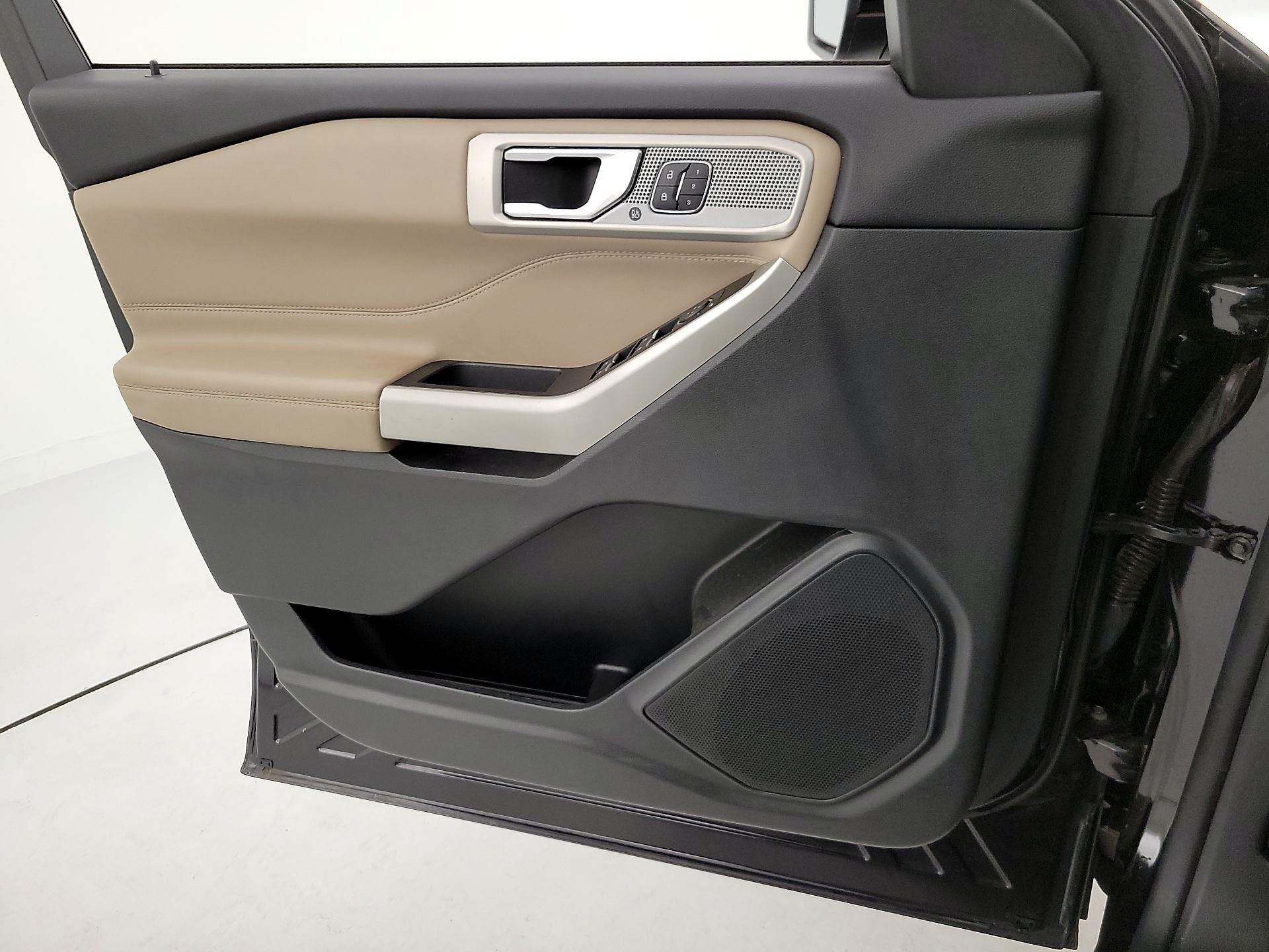 Thumbnail: 2021 Ford Explorer - 12