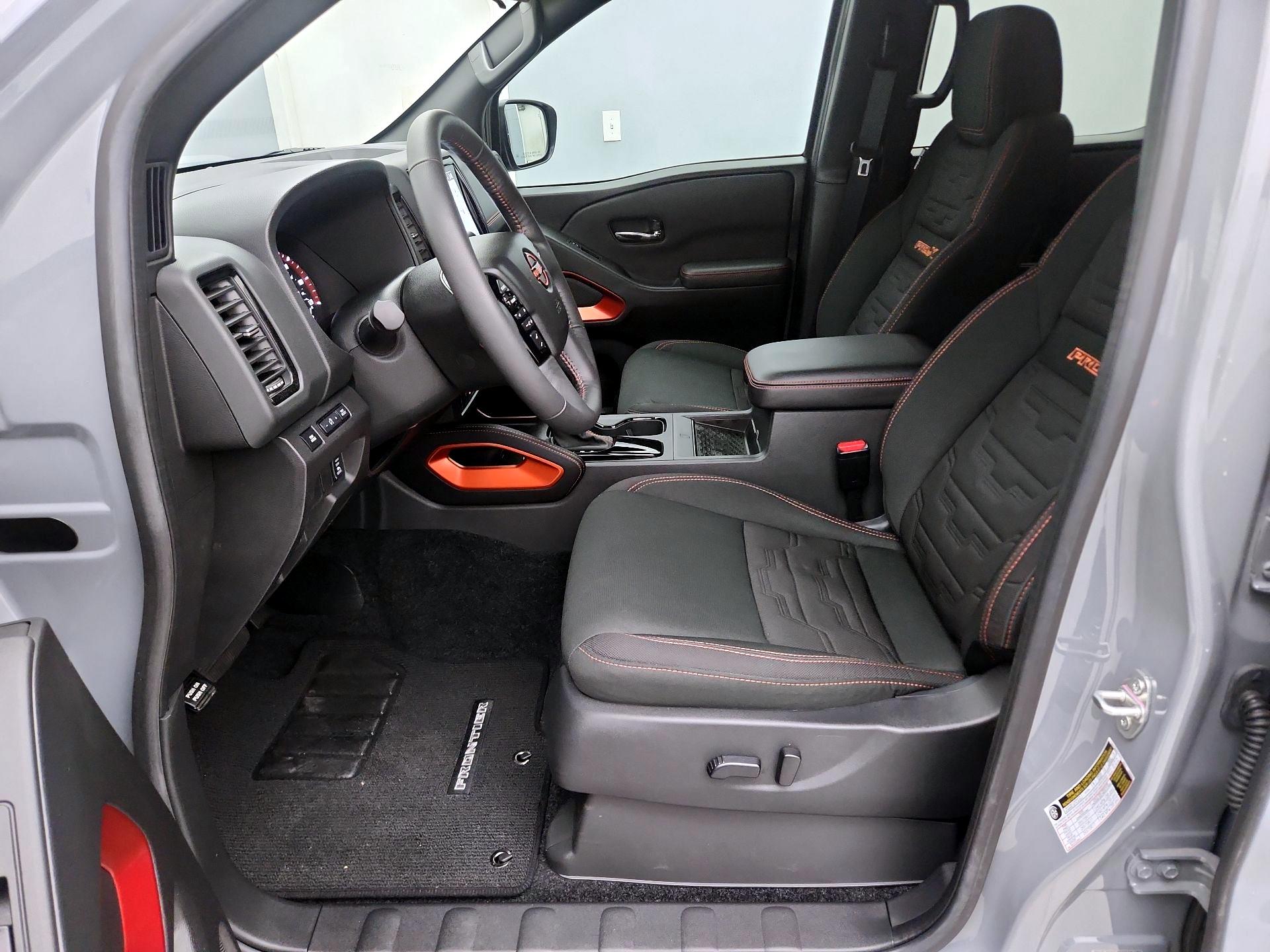 Thumbnail: 2024 Nissan Frontier - 11