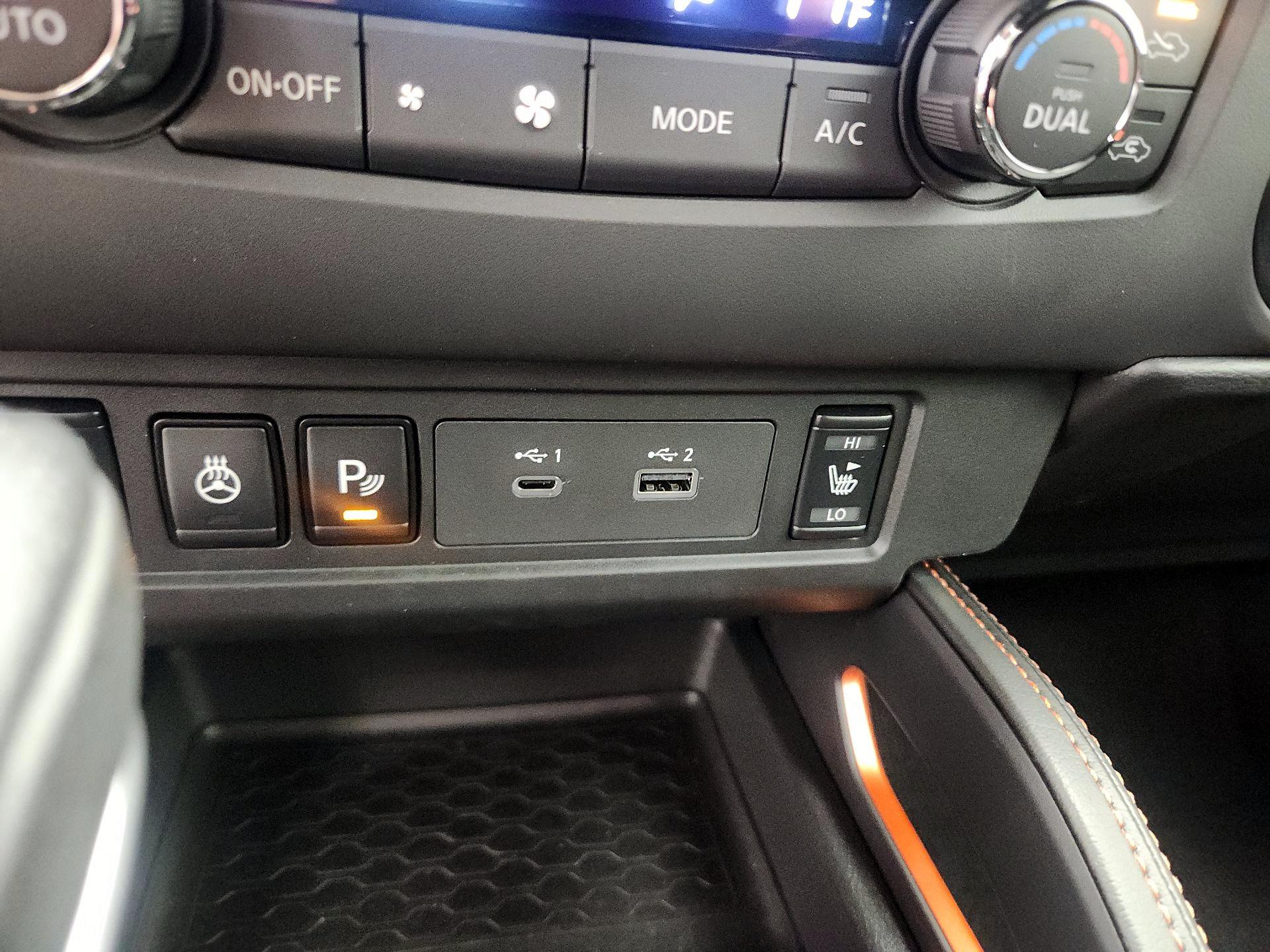 Thumbnail: 2024 Nissan Frontier - 19