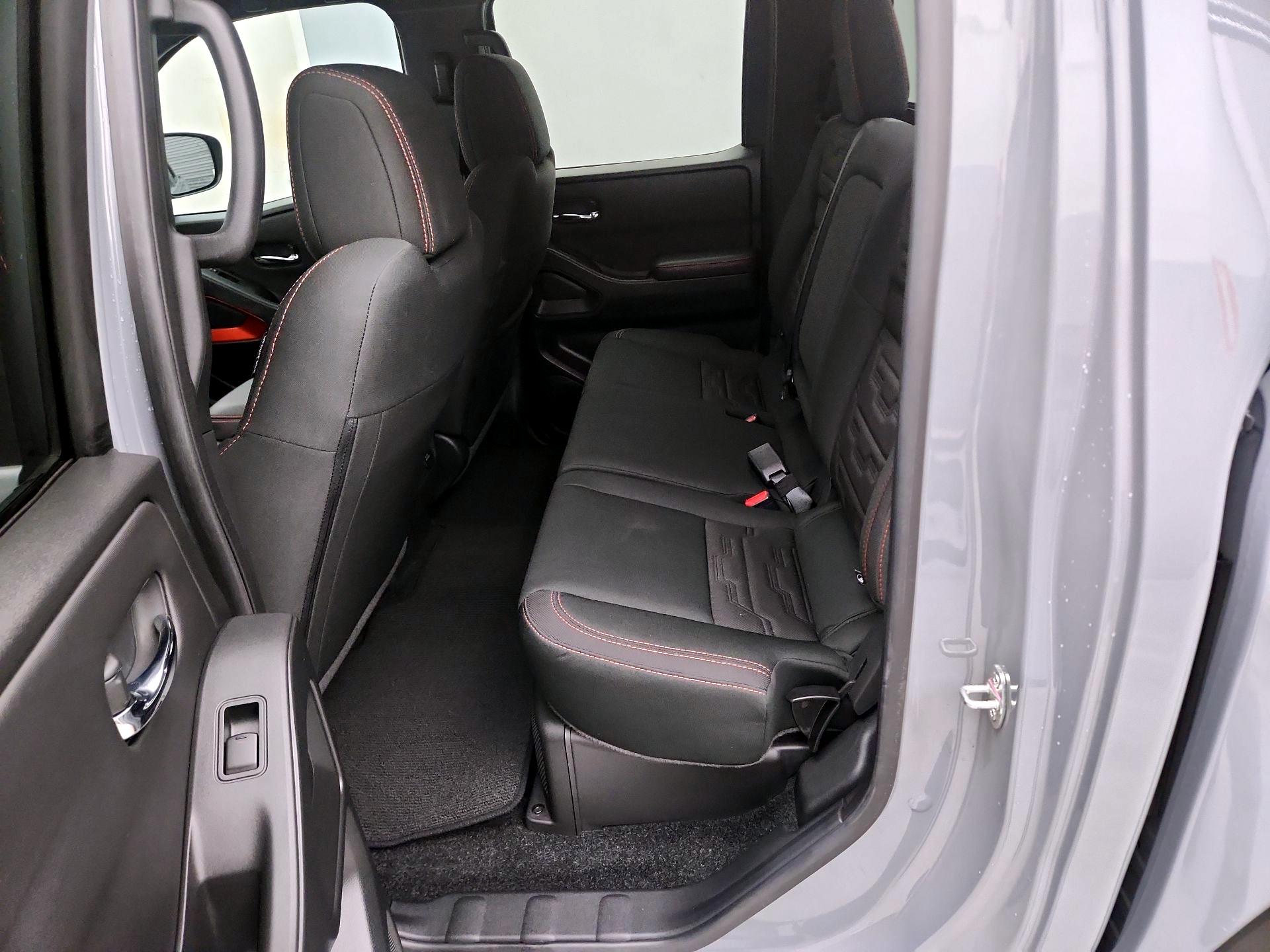 Thumbnail: 2024 Nissan Frontier - 20