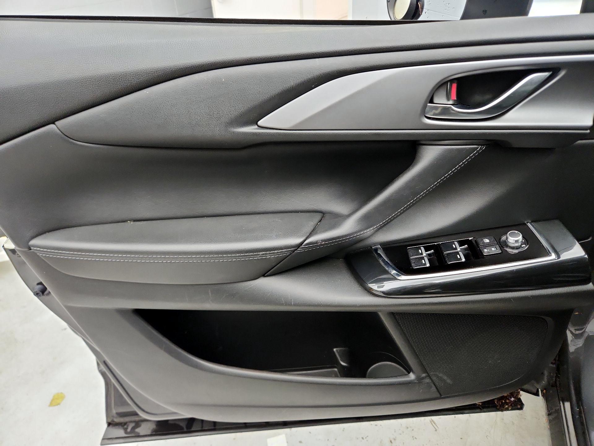 Thumbnail: 2018 Mazda CX-9 - 12