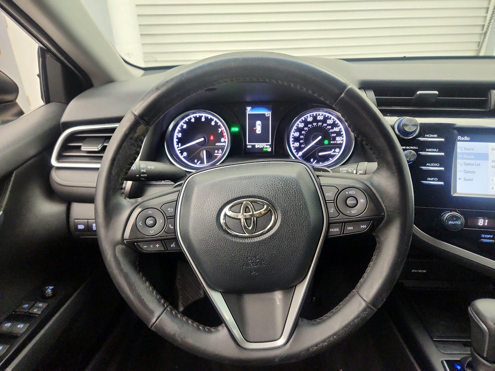 Thumbnail: 2018 Toyota Camry - 10