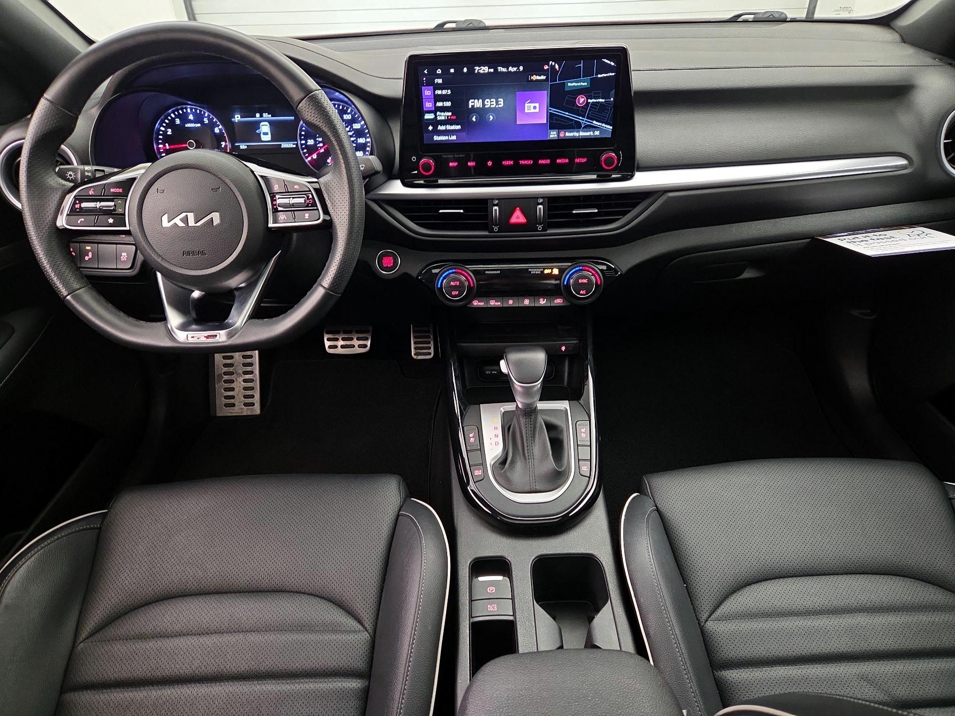 Thumbnail: 2023 Kia Forte - 9