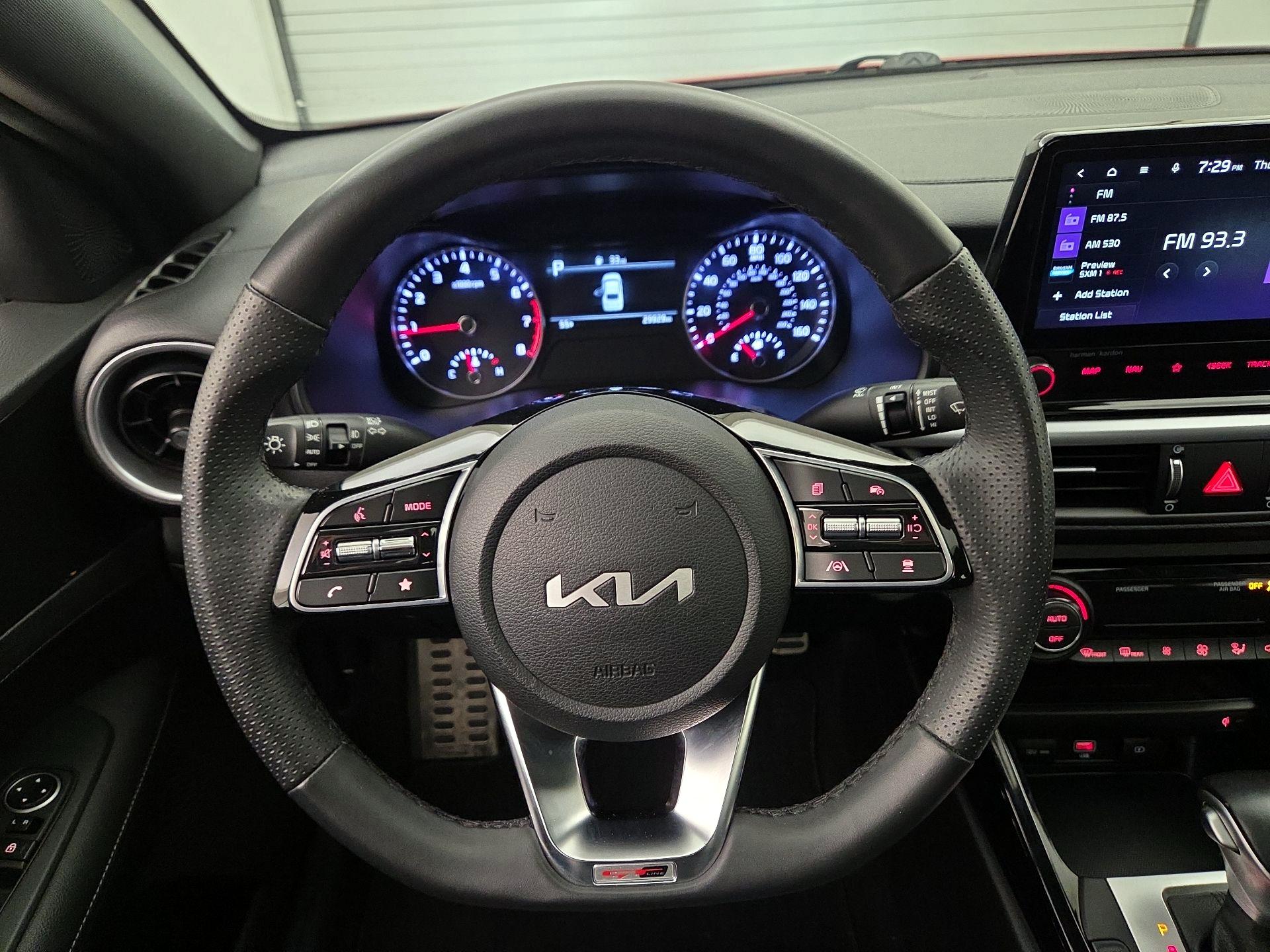 Thumbnail: 2023 Kia Forte - 10