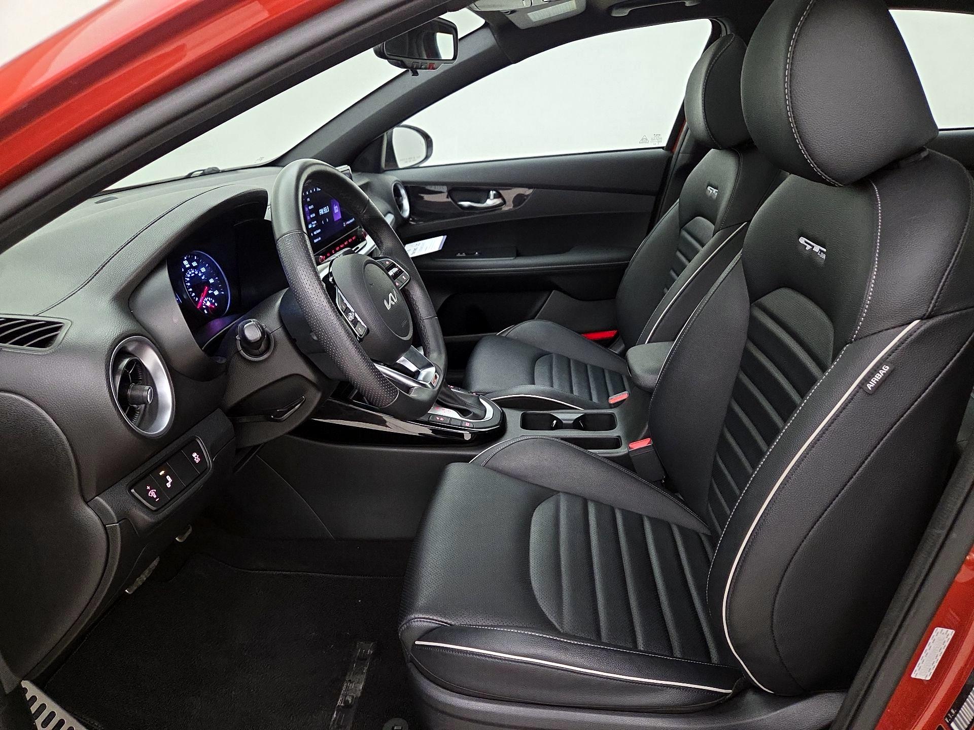 Thumbnail: 2023 Kia Forte - 11