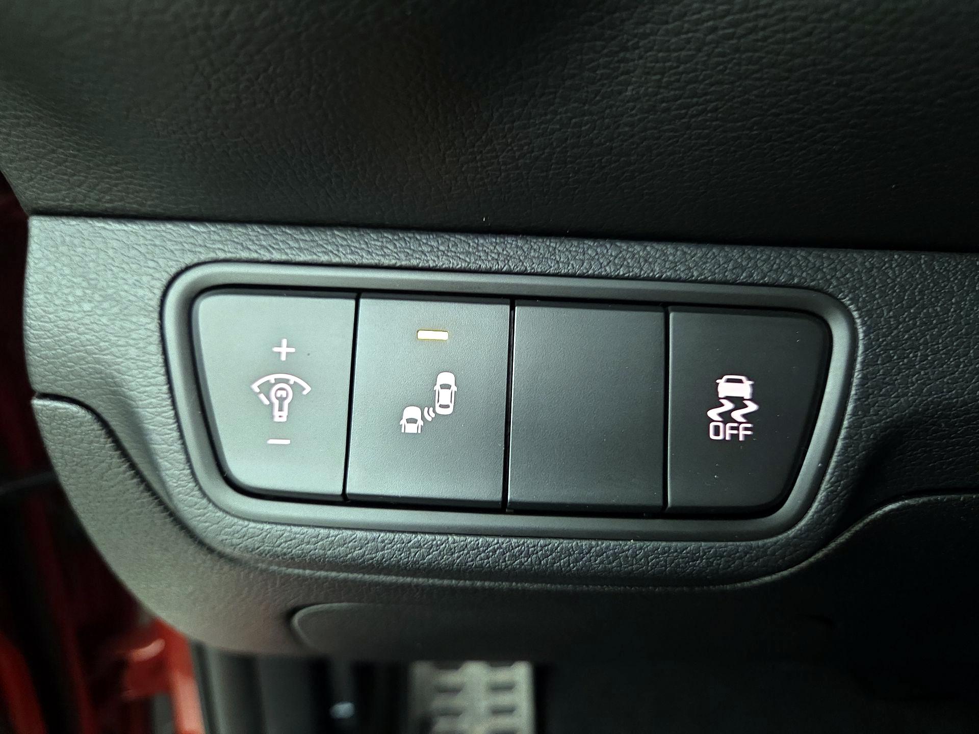 Thumbnail: 2023 Kia Forte - 13