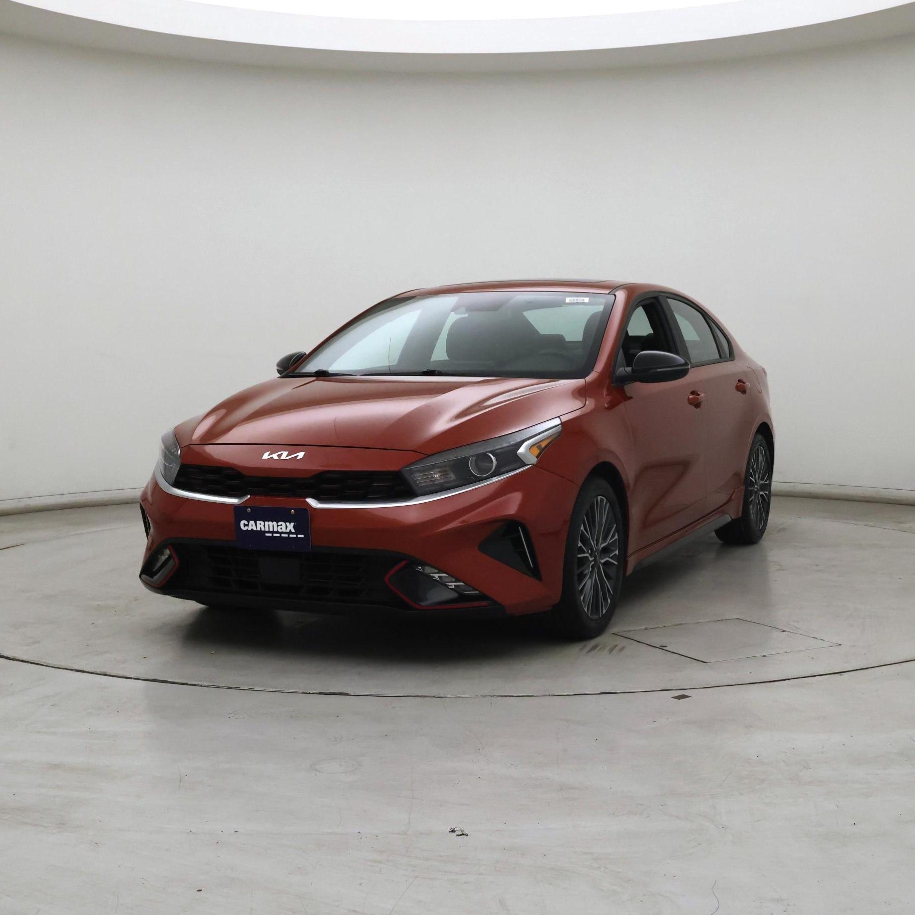 Thumbnail: 2023 Kia Forte - 4