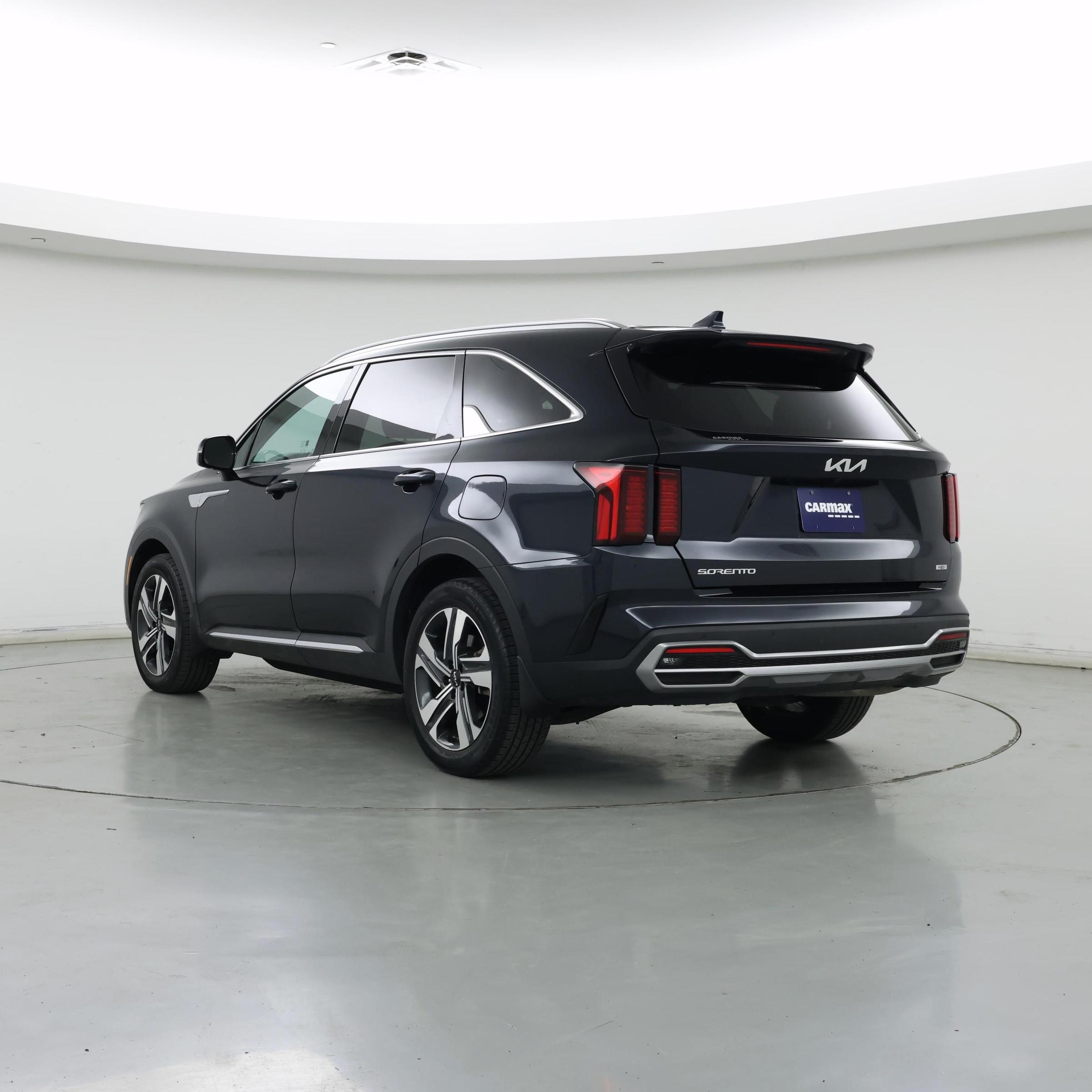 Thumbnail: 2023 Kia Sorento - 2