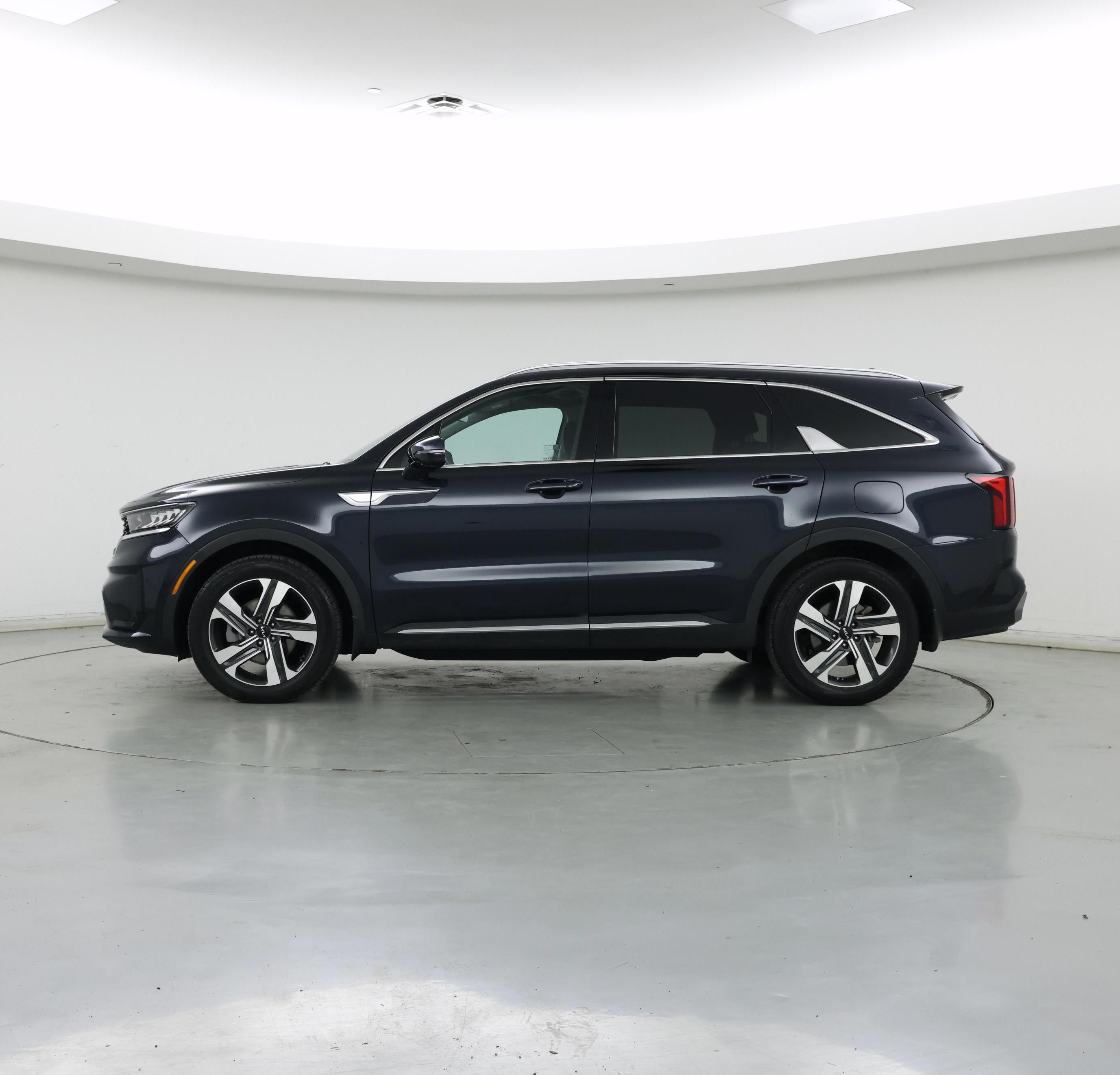 Thumbnail: 2023 Kia Sorento - 3